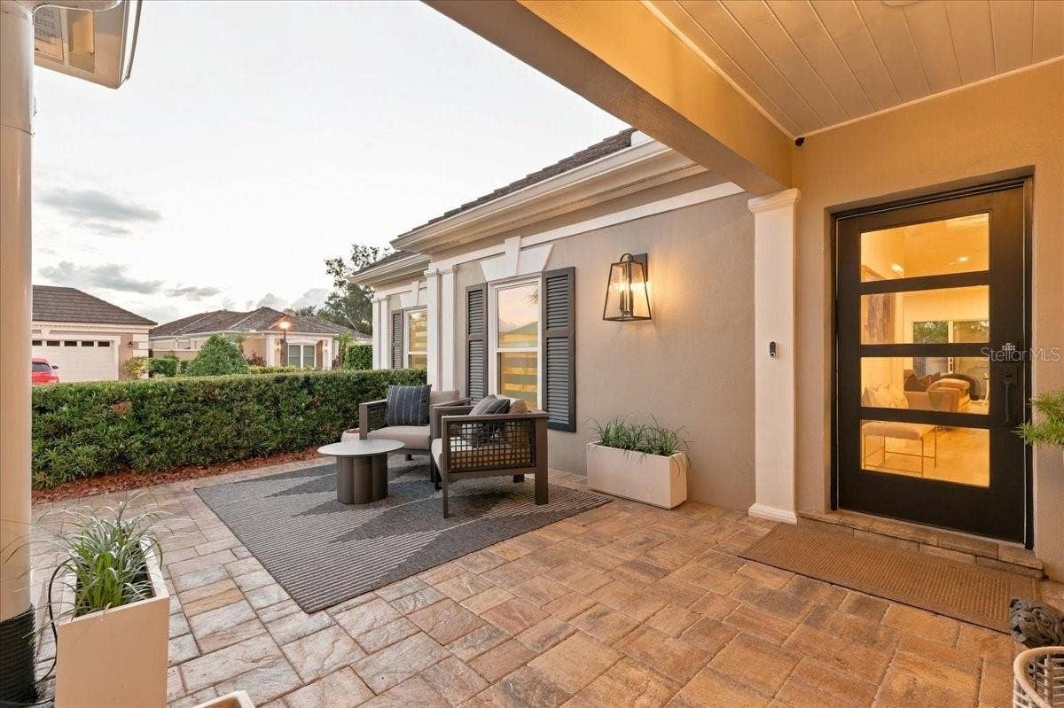 8953 CHARLESTON PARK, #18, Orlando, FL 32819 8953 CHARLESTON PARK, #18, Orlando, FL 32819