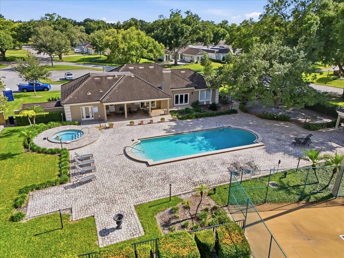 8953 CHARLESTON PARK, #18, Orlando, FL 32819 8953 CHARLESTON PARK, #18, Orlando, FL 32819