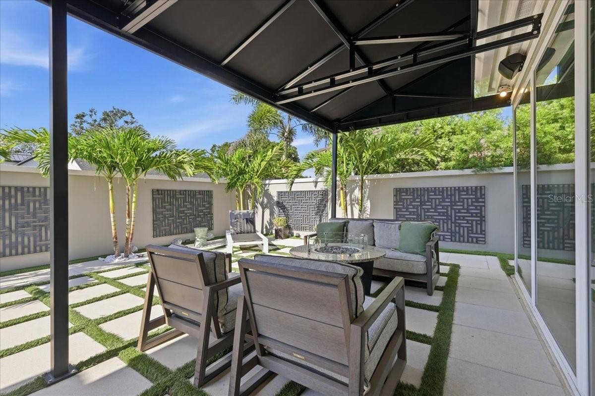 8953 CHARLESTON PARK, #18, Orlando, FL 32819 8953 CHARLESTON PARK, #18, Orlando, FL 32819