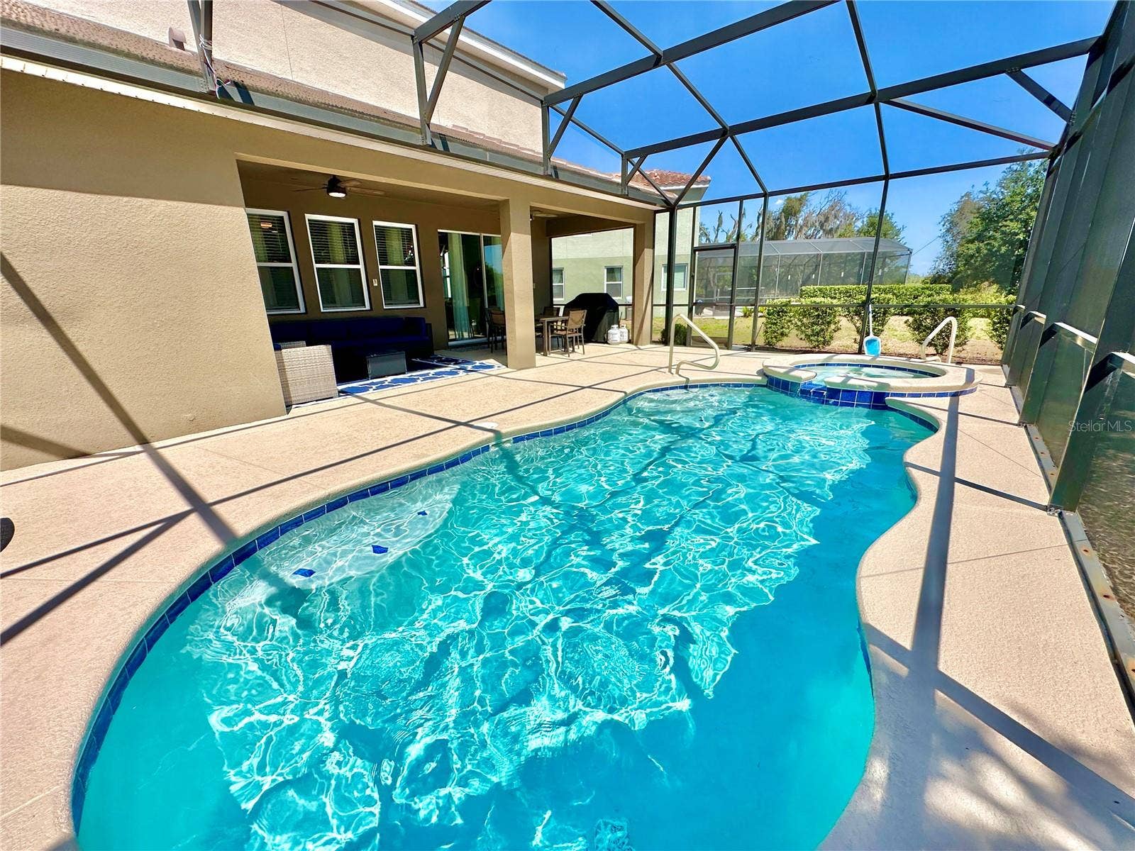 8043 OAK SHADOW COURT, Davenport, FL 33837 8043 OAK SHADOW COURT, Davenport, FL 33837