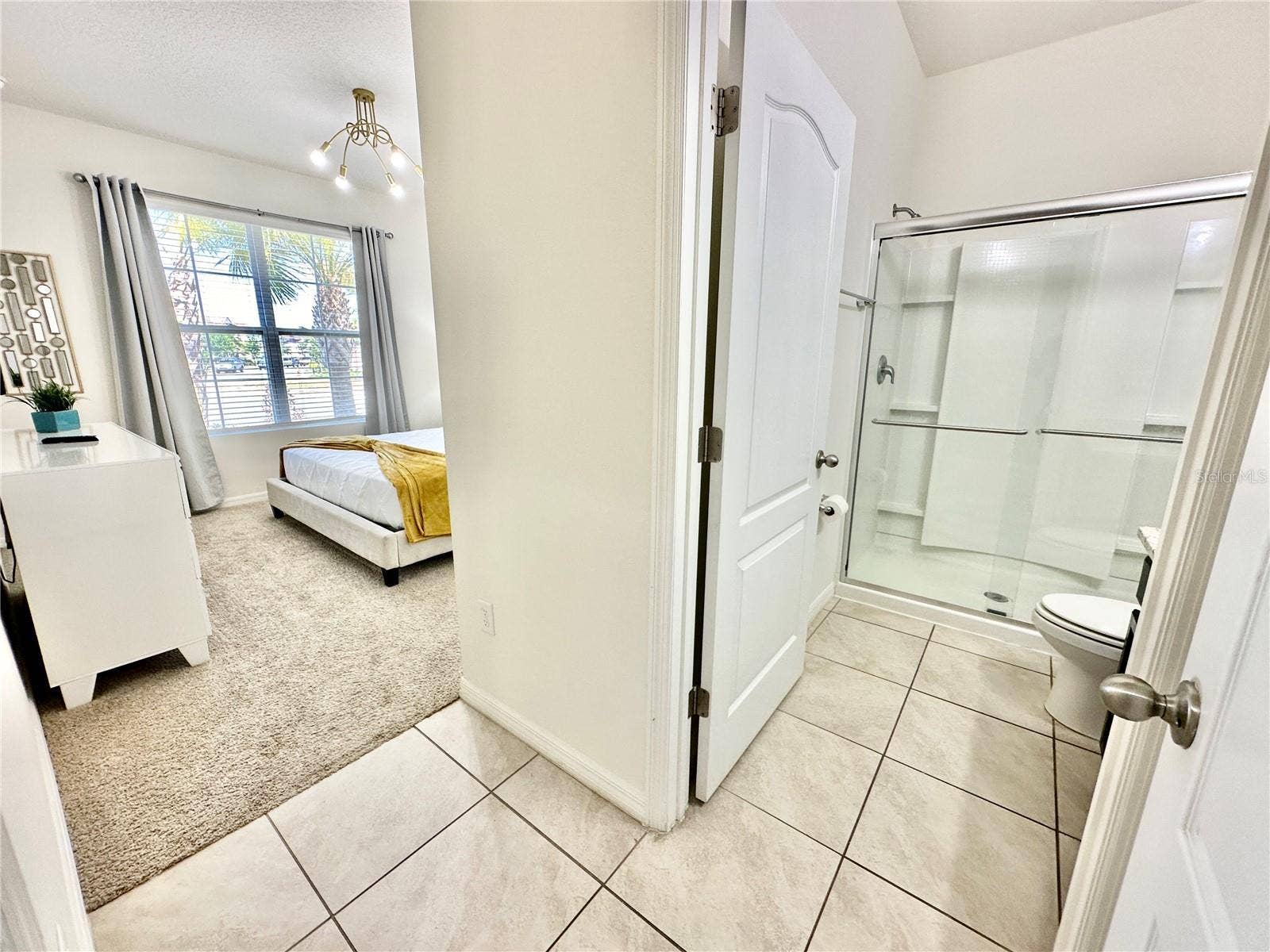 8043 OAK SHADOW COURT, Davenport, FL 33837 8043 OAK SHADOW COURT, Davenport, FL 33837