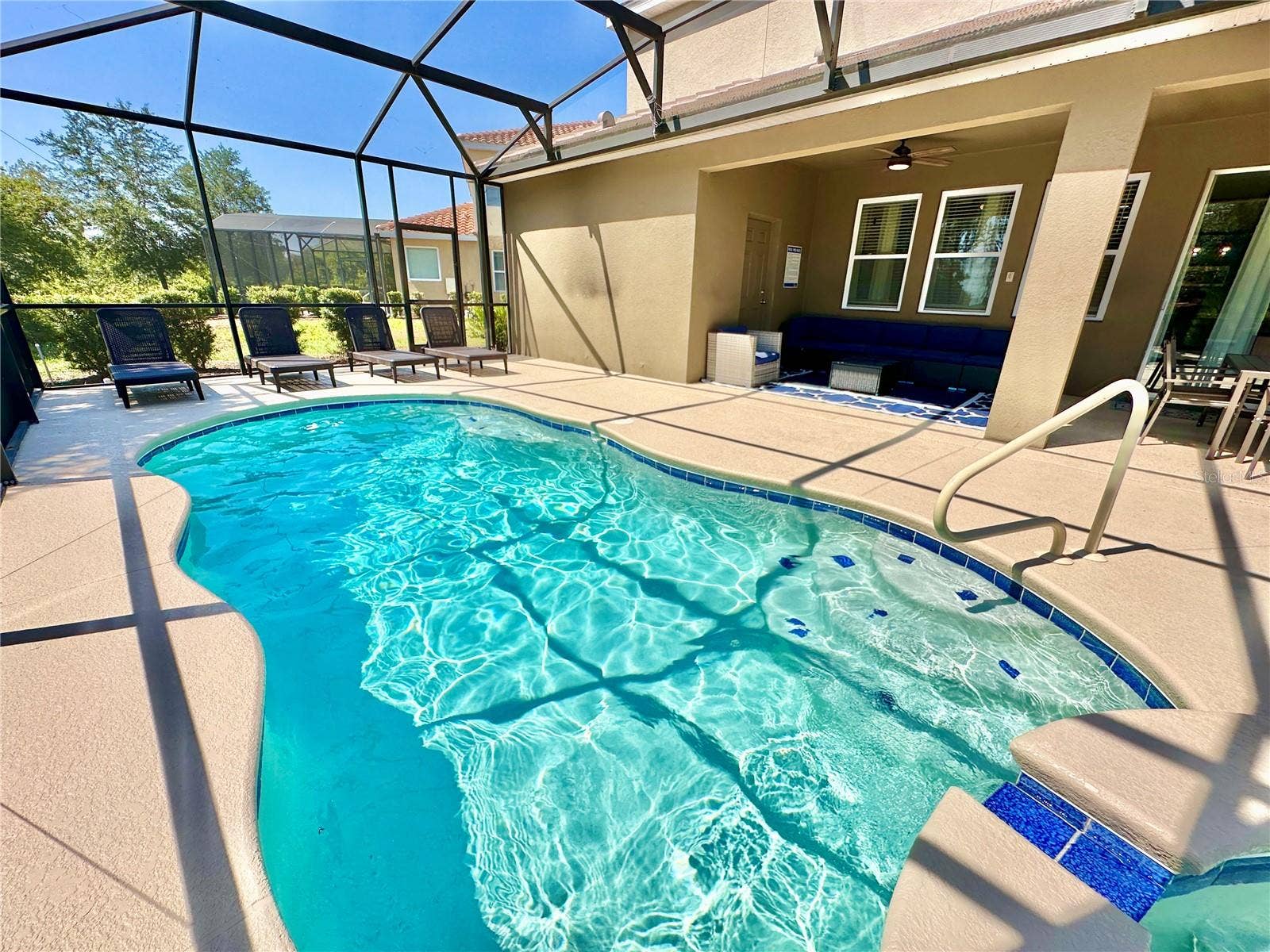 8043 OAK SHADOW COURT, Davenport, FL 33837 8043 OAK SHADOW COURT, Davenport, FL 33837
