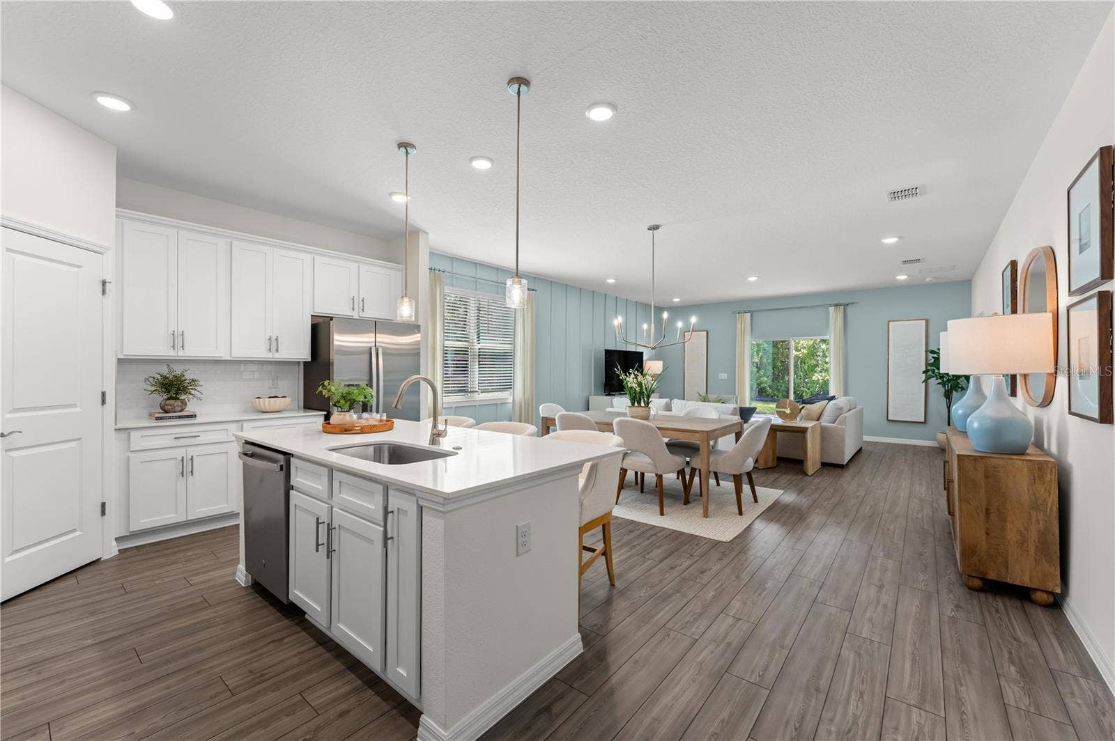 992 BANFF NE DRIVE NE, Palm Bay, FL 32905 992 BANFF NE DRIVE NE, Palm Bay, FL 32905
