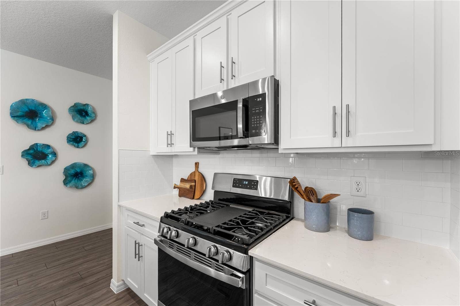 992 BANFF NE DRIVE NE, Palm Bay, FL 32905 992 BANFF NE DRIVE NE, Palm Bay, FL 32905