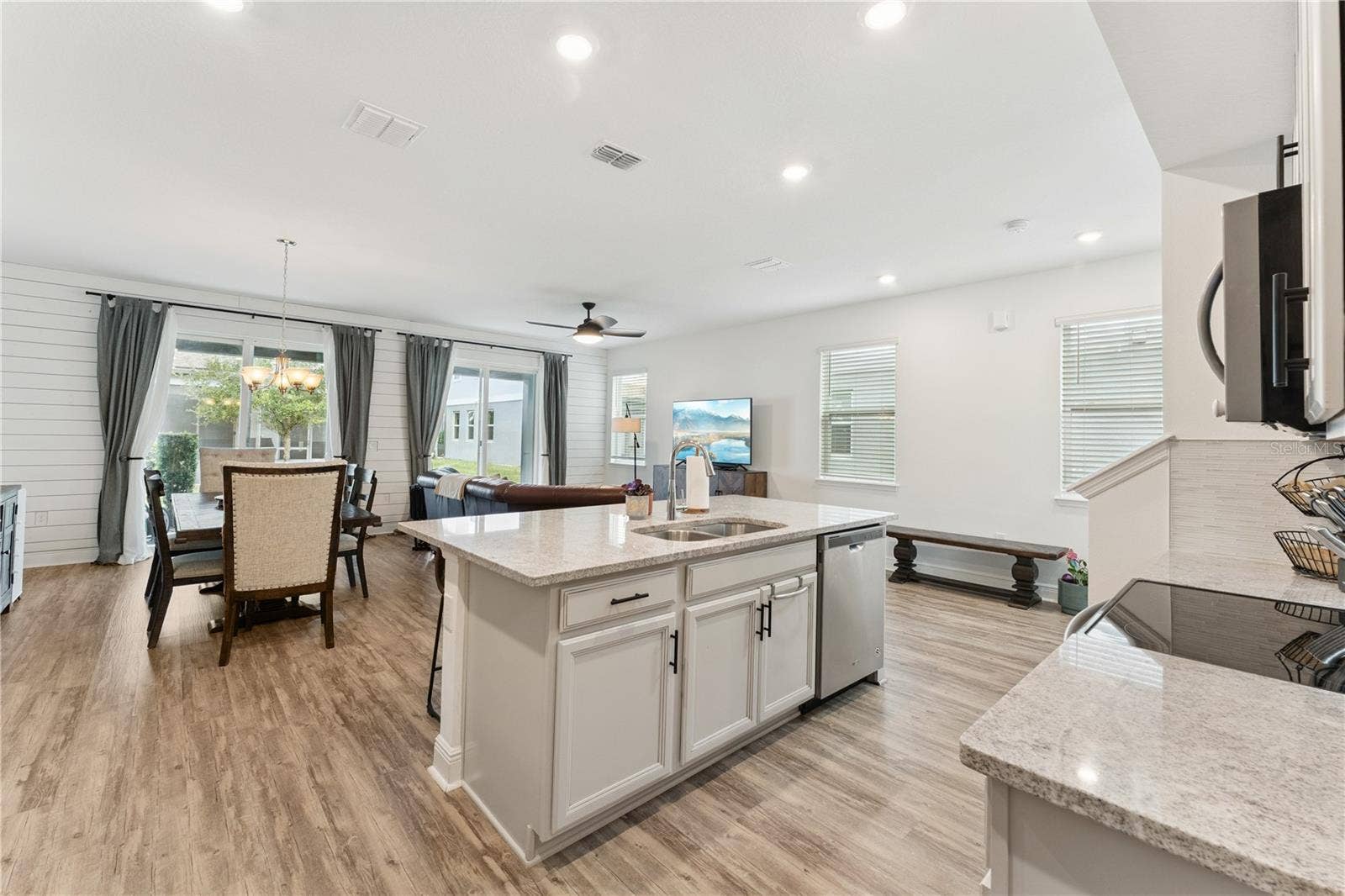 2356 SHADOWLAND LOOP, Winter Park, FL 32792 2356 SHADOWLAND LOOP, Winter Park, FL 32792