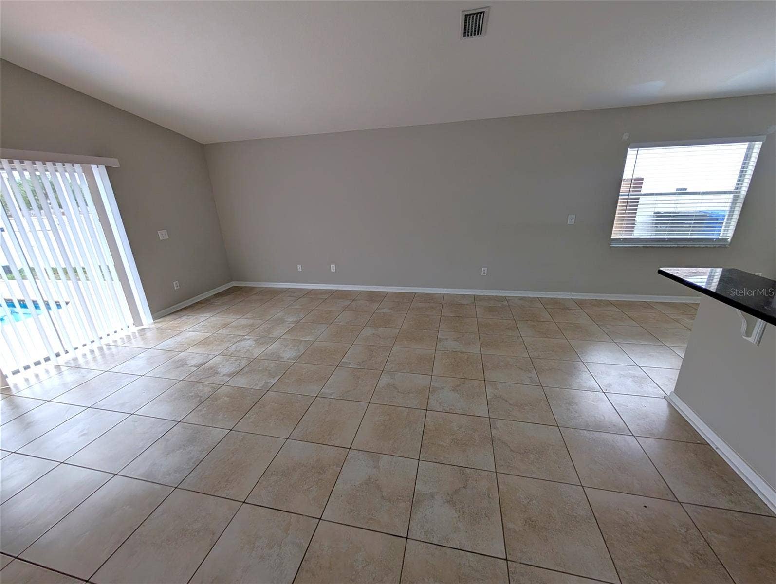 913 STALLION WAY, Valrico, FL 33594 913 STALLION WAY, Valrico, FL 33594