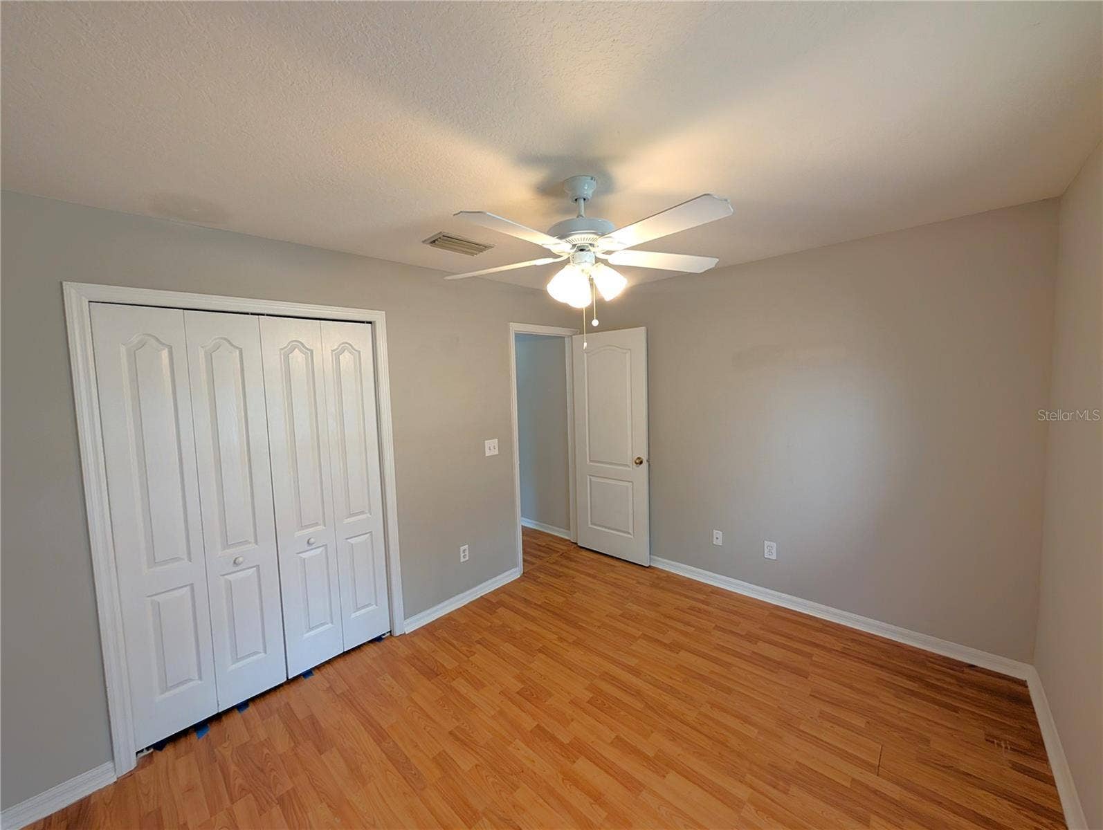 913 STALLION WAY, Valrico, FL 33594 913 STALLION WAY, Valrico, FL 33594