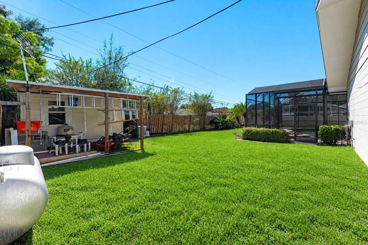 4066 SUMMERWOOD AVENUE, Orlando, FL 32812 4066 SUMMERWOOD AVENUE, Orlando, FL 32812