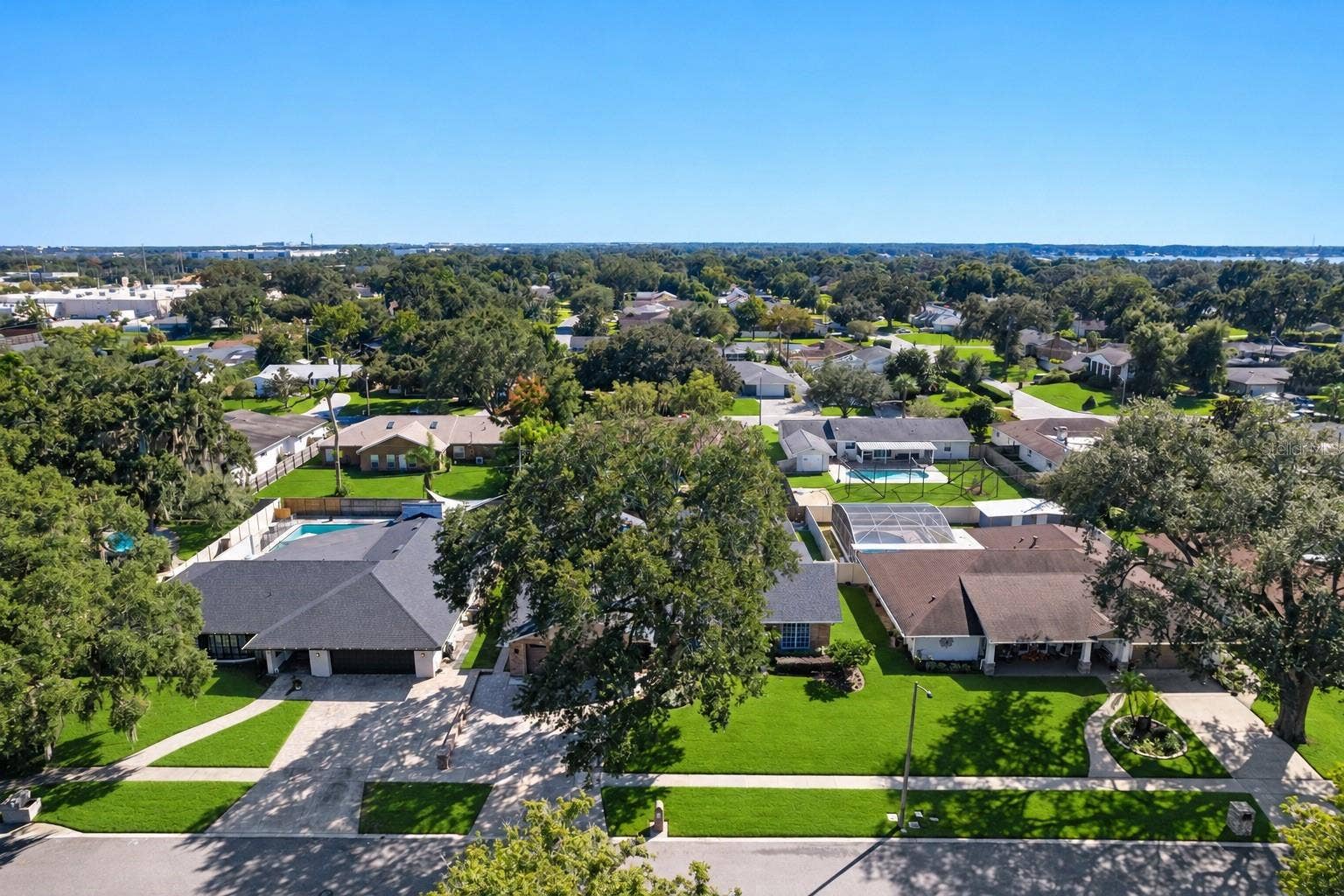 4066 SUMMERWOOD AVENUE, Orlando, FL 32812 4066 SUMMERWOOD AVENUE, Orlando, FL 32812