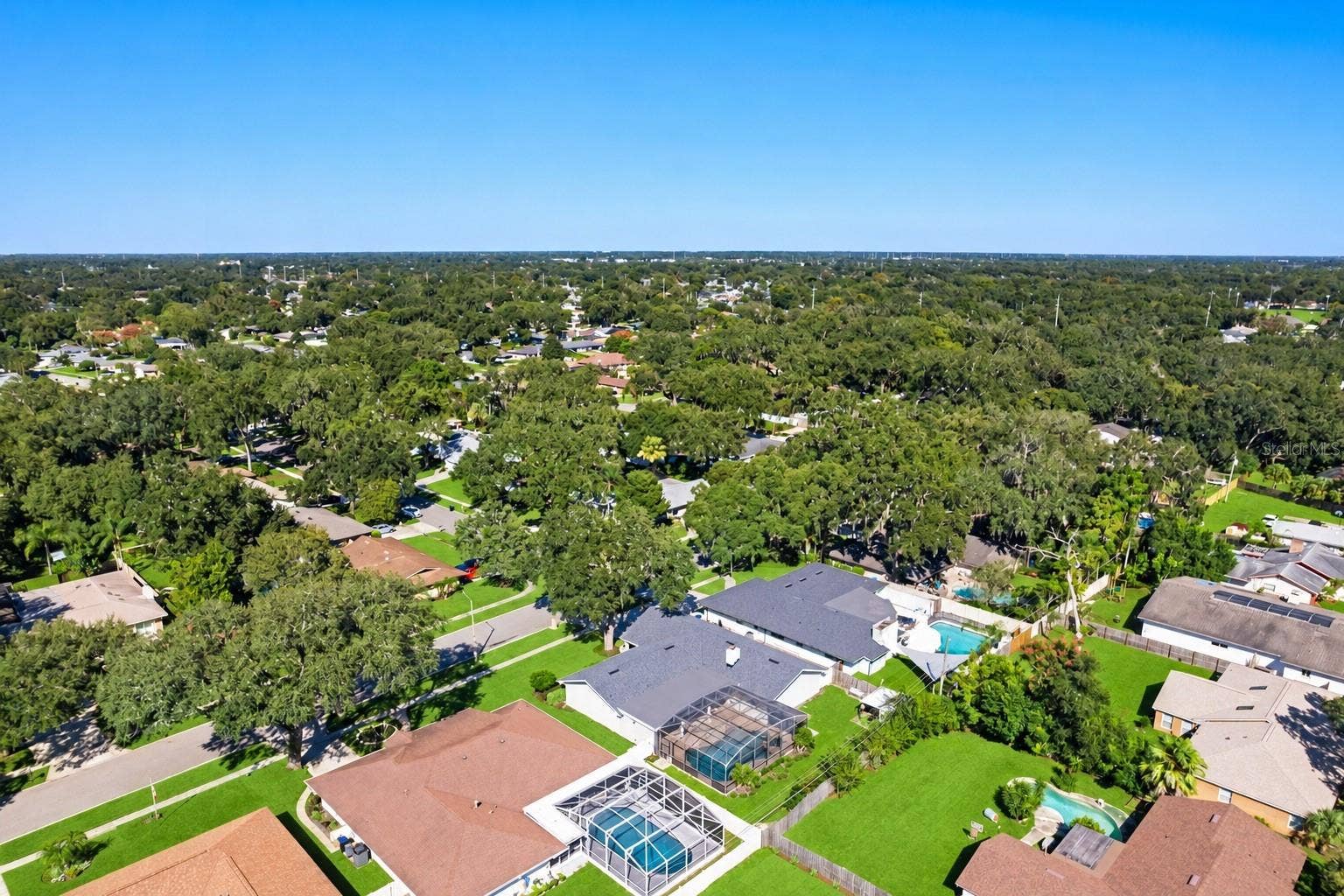 4066 SUMMERWOOD AVENUE, Orlando, FL 32812 4066 SUMMERWOOD AVENUE, Orlando, FL 32812