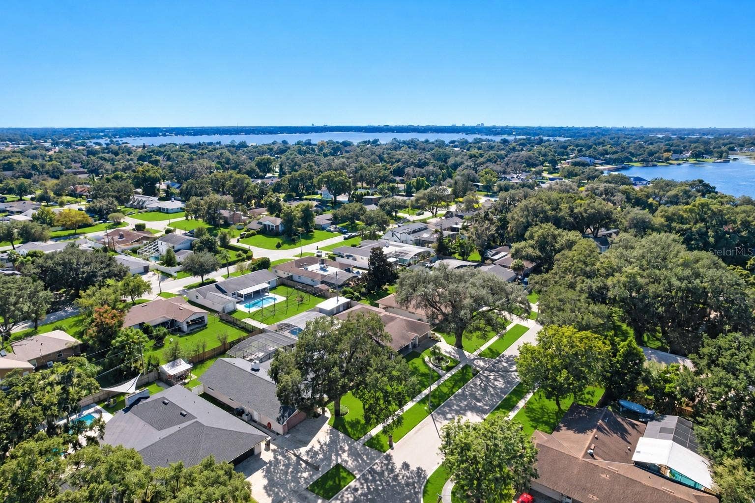 4066 SUMMERWOOD AVENUE, Orlando, FL 32812 4066 SUMMERWOOD AVENUE, Orlando, FL 32812