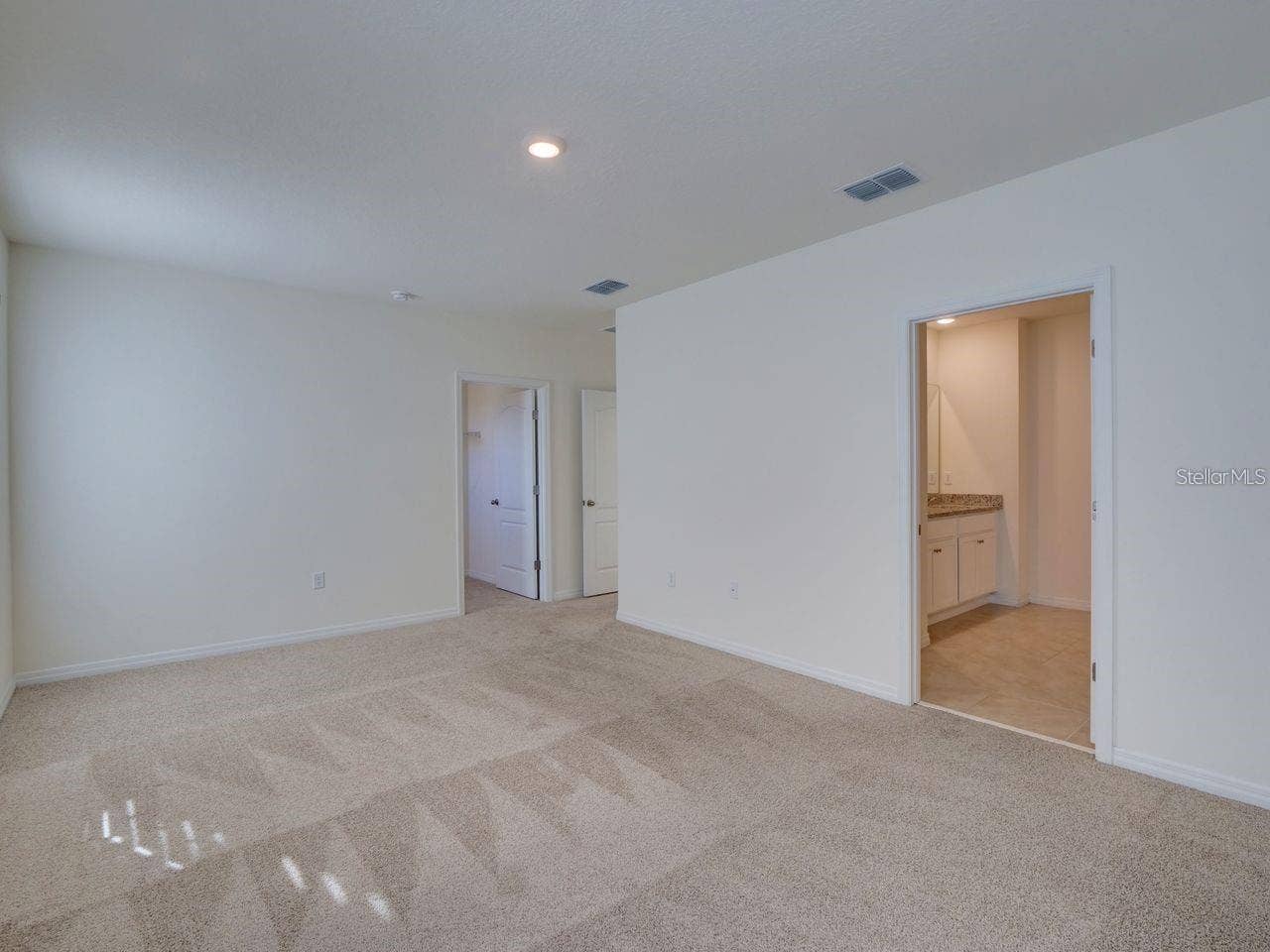 2501 RIBBON FALL AVENUE, Davenport, FL 33837 2501 RIBBON FALL AVENUE, Davenport, FL 33837