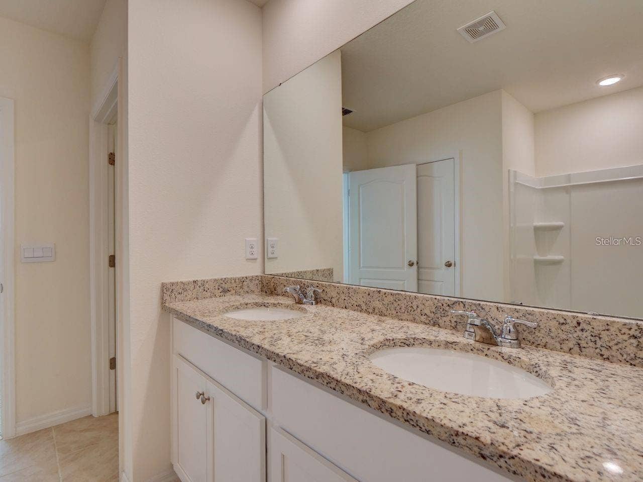 2501 RIBBON FALL AVENUE, Davenport, FL 33837 2501 RIBBON FALL AVENUE, Davenport, FL 33837