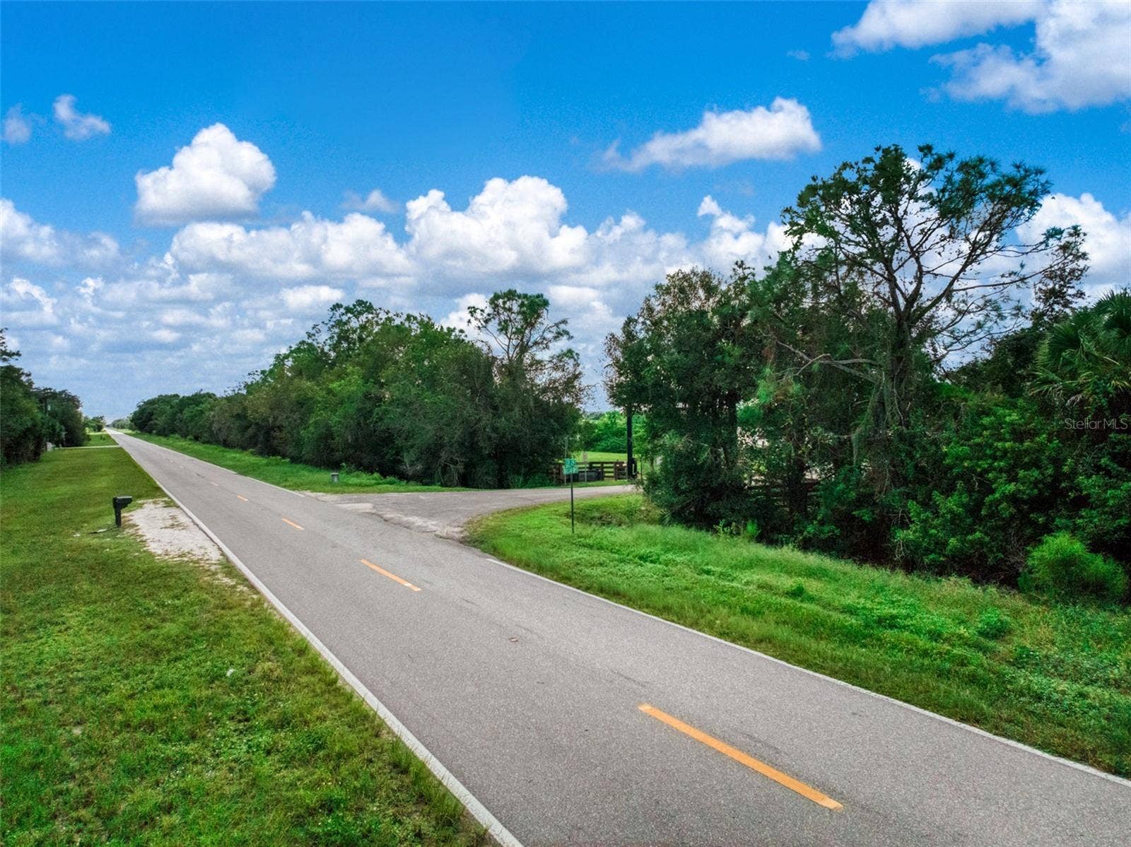 1665 COUNTY ROAD 29, Lake Placid, FL 33852