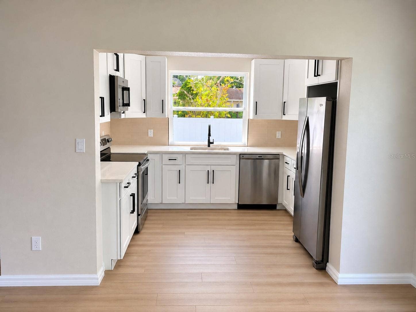 4226 LAKE RICHMOND DRIVE, Orlando, FL 32811 4226 LAKE RICHMOND DRIVE, Orlando, FL 32811