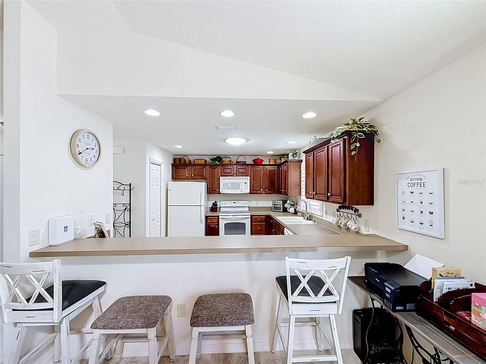 2001 ALTAMONTE WAY, The Villages, FL 32162