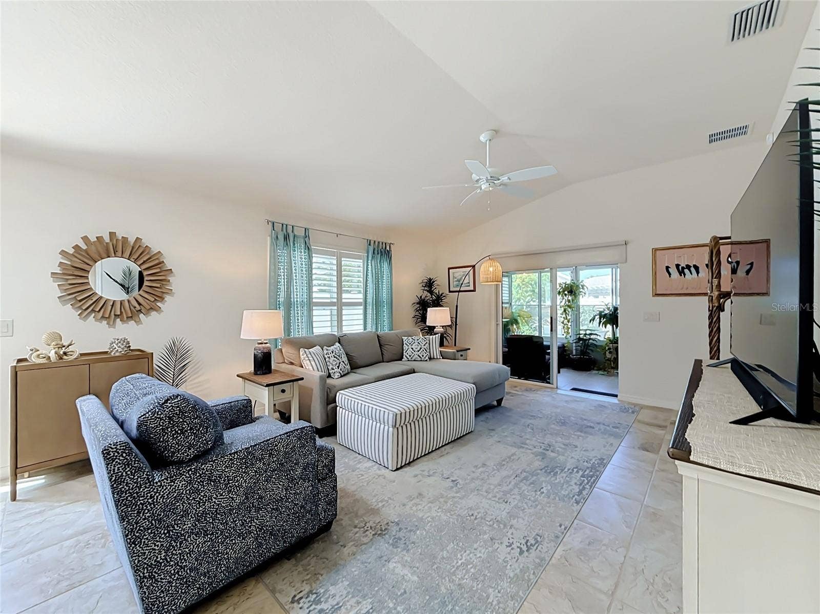 2001 ALTAMONTE WAY, The Villages, FL 32162
