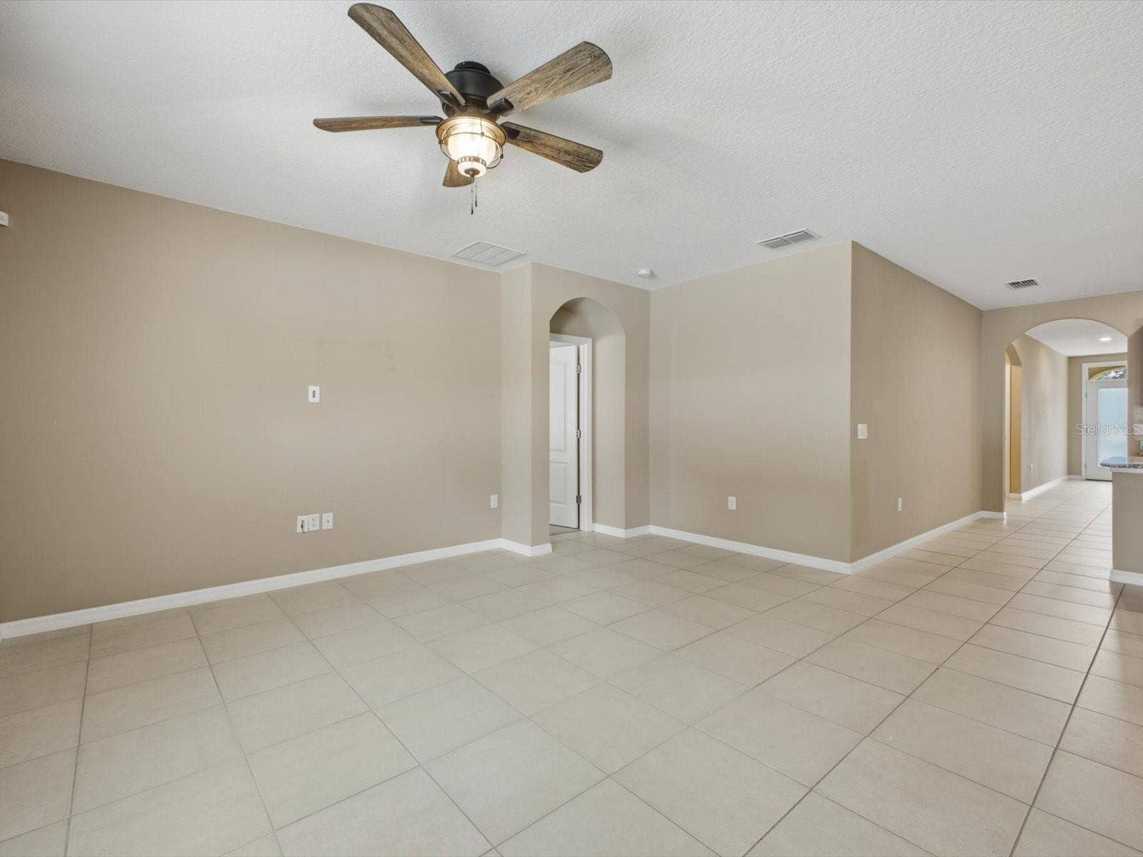 209 TANGLEWOOD DRIVE, Davenport, FL 33896 209 TANGLEWOOD DRIVE, Davenport, FL 33896