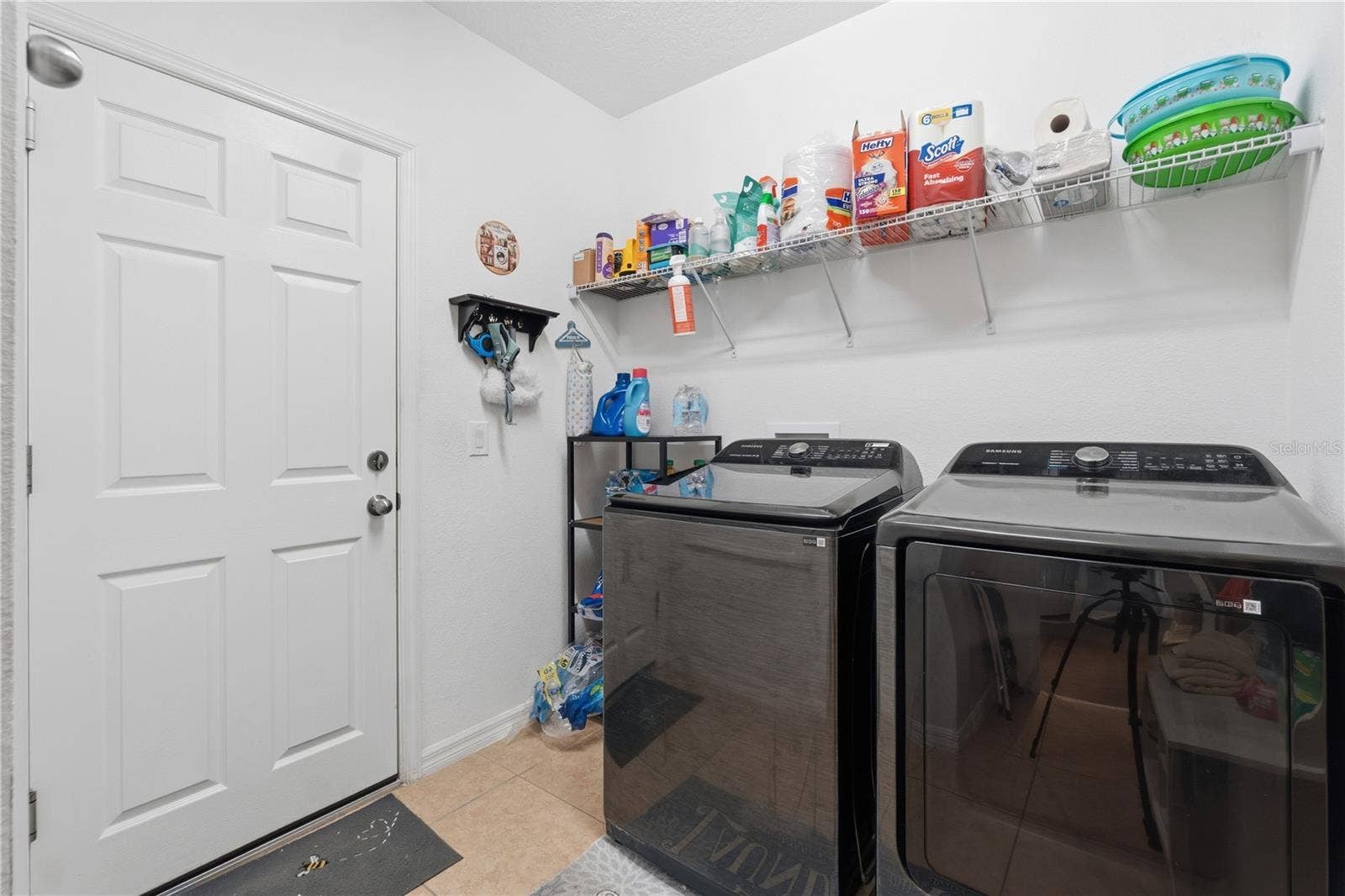 272 SPARROW HAWK DRIVE, Groveland, FL 34736 272 SPARROW HAWK DRIVE, Groveland, FL 34736