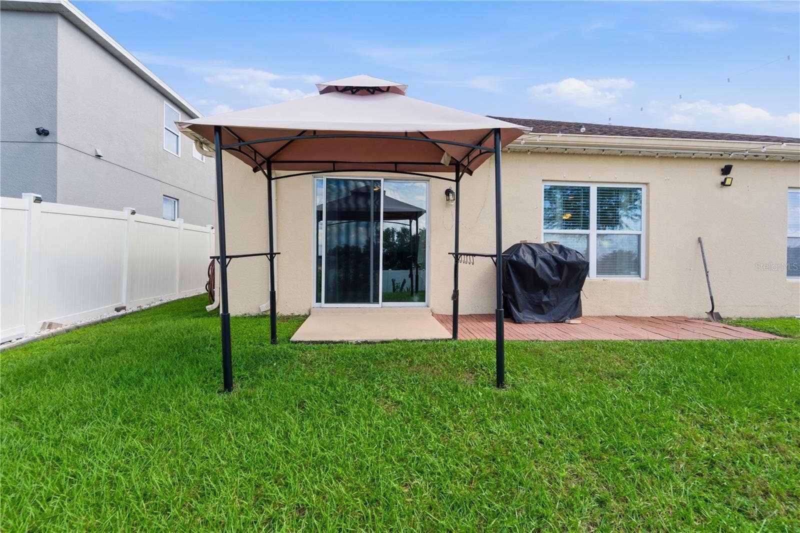 272 SPARROW HAWK DRIVE, Groveland, FL 34736 272 SPARROW HAWK DRIVE, Groveland, FL 34736