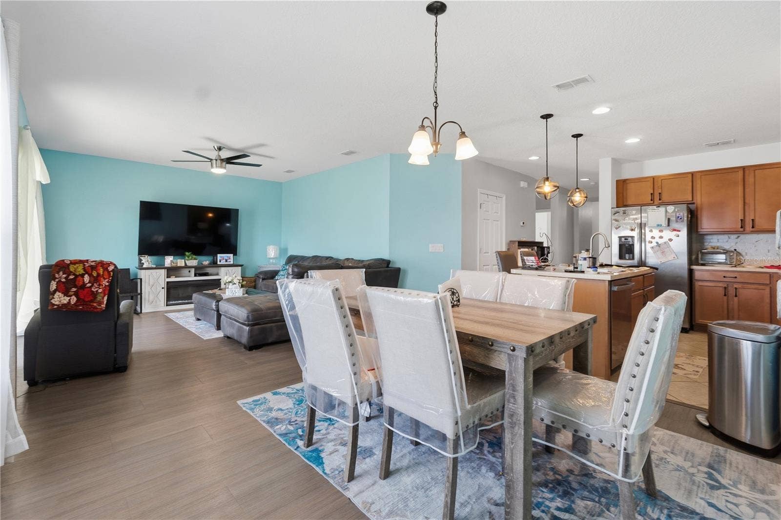 272 SPARROW HAWK DRIVE, Groveland, FL 34736 272 SPARROW HAWK DRIVE, Groveland, FL 34736