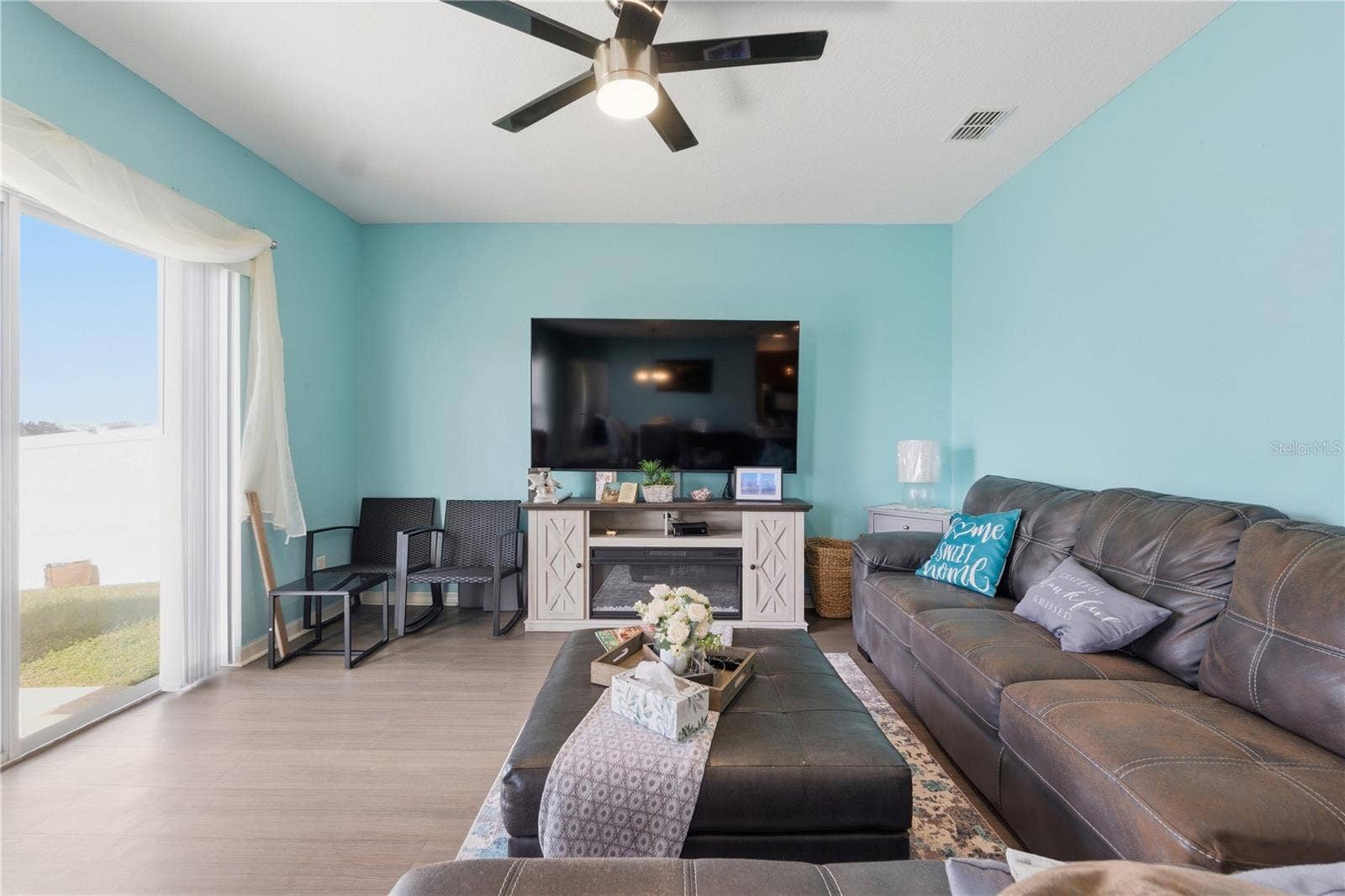 272 SPARROW HAWK DRIVE, Groveland, FL 34736 272 SPARROW HAWK DRIVE, Groveland, FL 34736