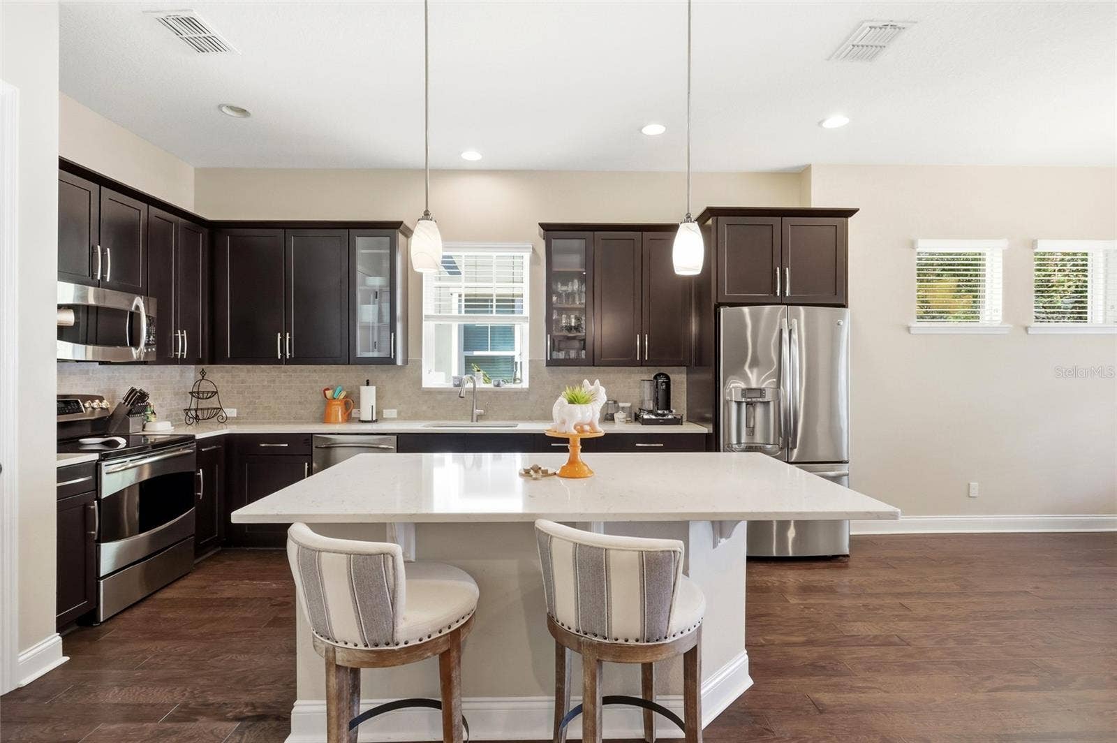 8363 LAUREATE BOULEVARD, Orlando, FL 32827