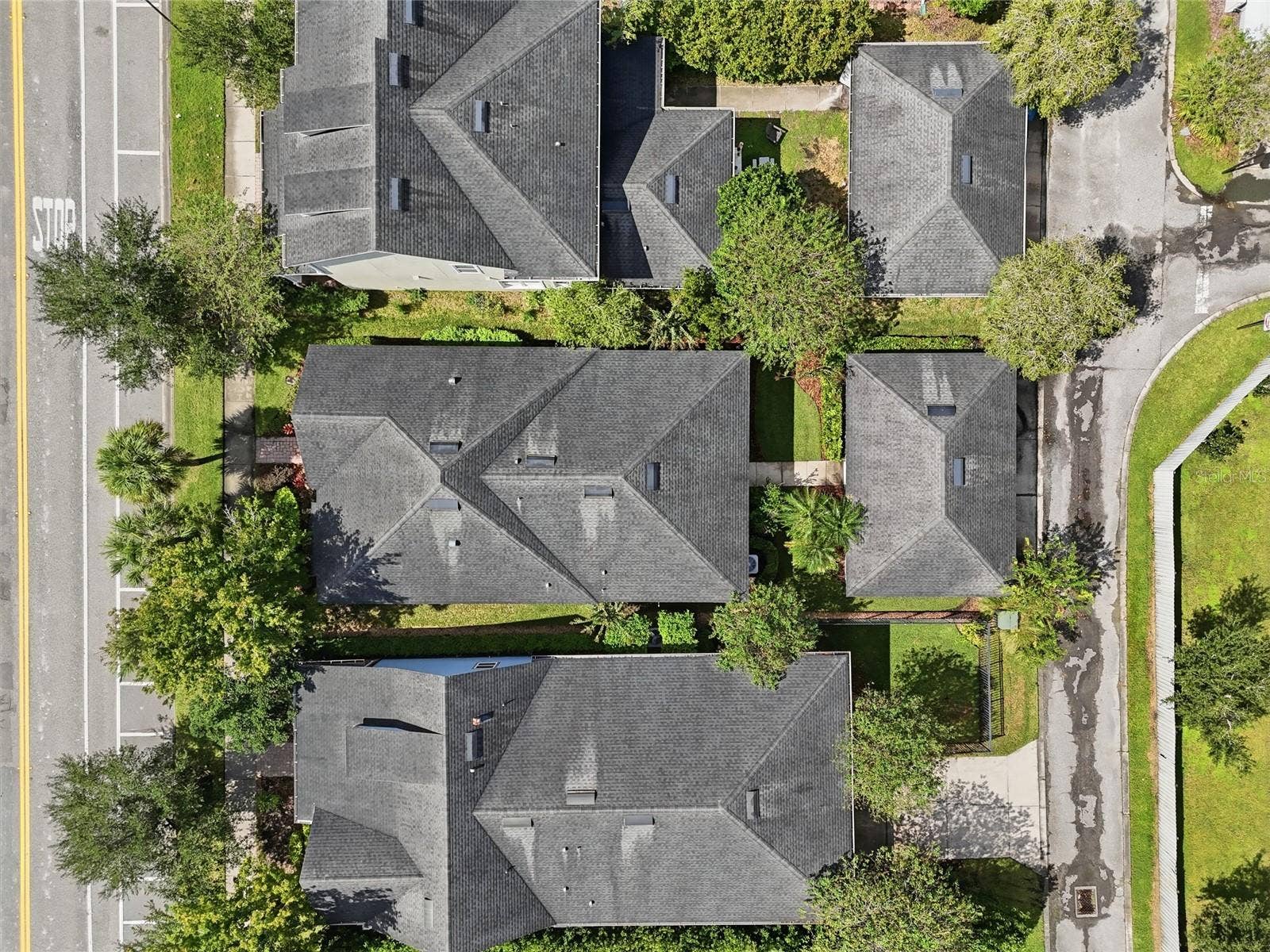8363 LAUREATE BOULEVARD, Orlando, FL 32827