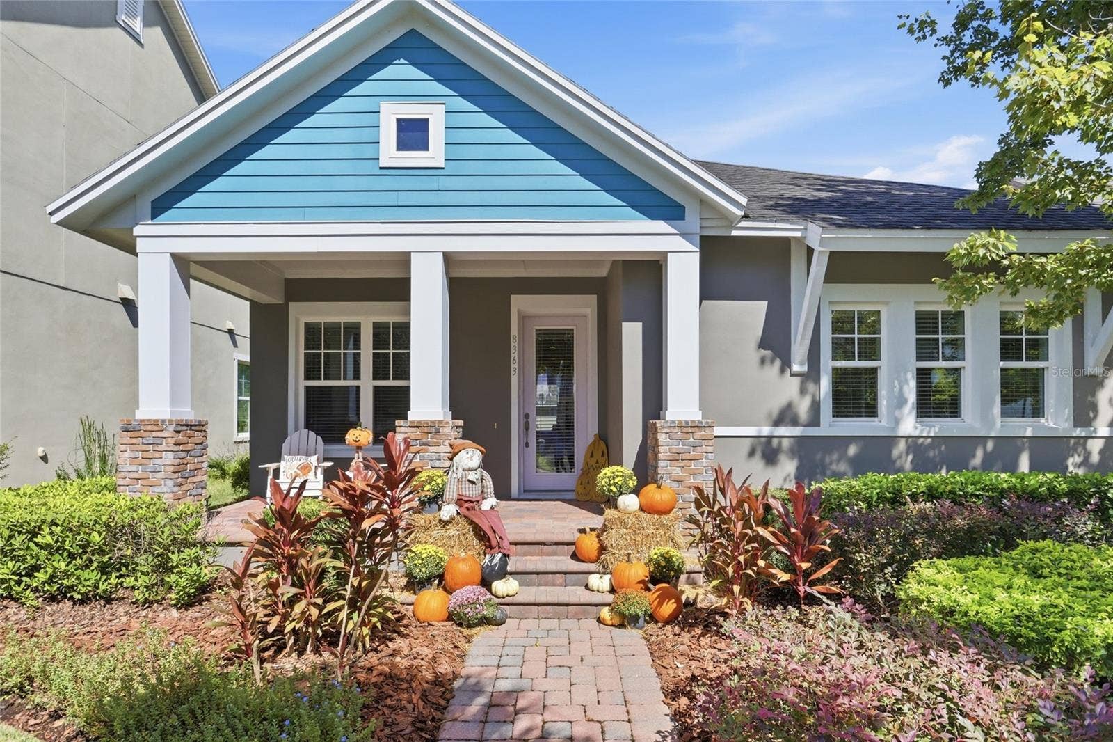 8363 LAUREATE BOULEVARD, Orlando, FL 32827