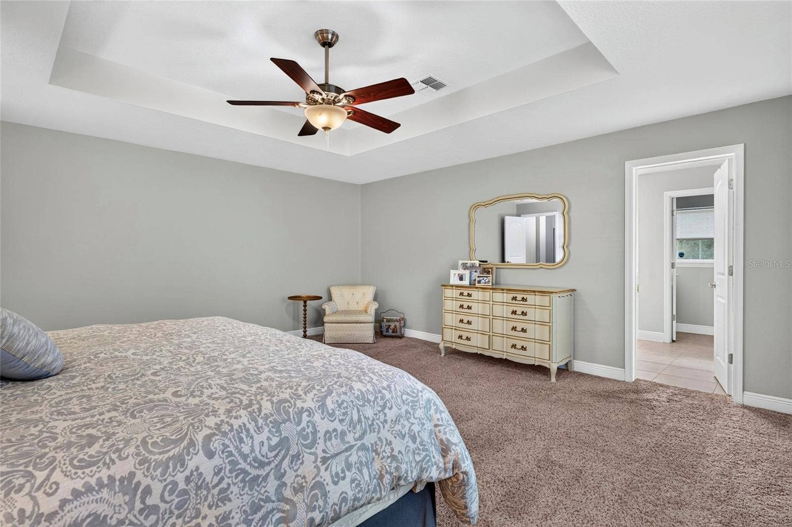 Primary suite