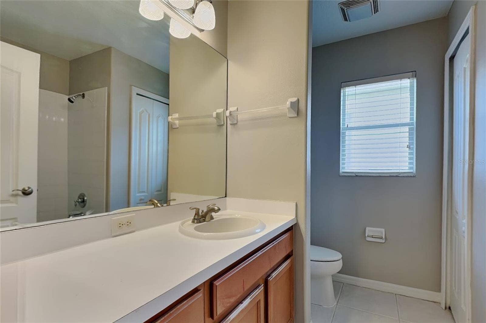 Spring Hill, FL 34609 Spring Hill, FL 34609