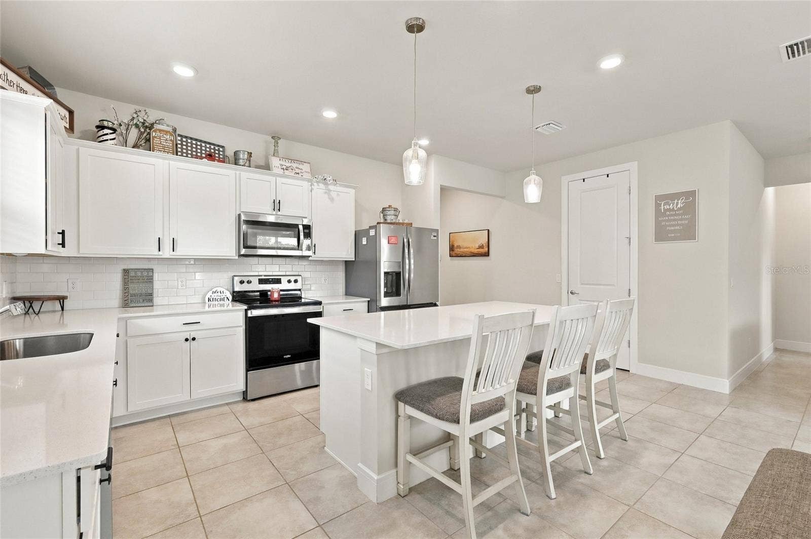 1601 GROVELINE ROAD, St Cloud, FL 34771