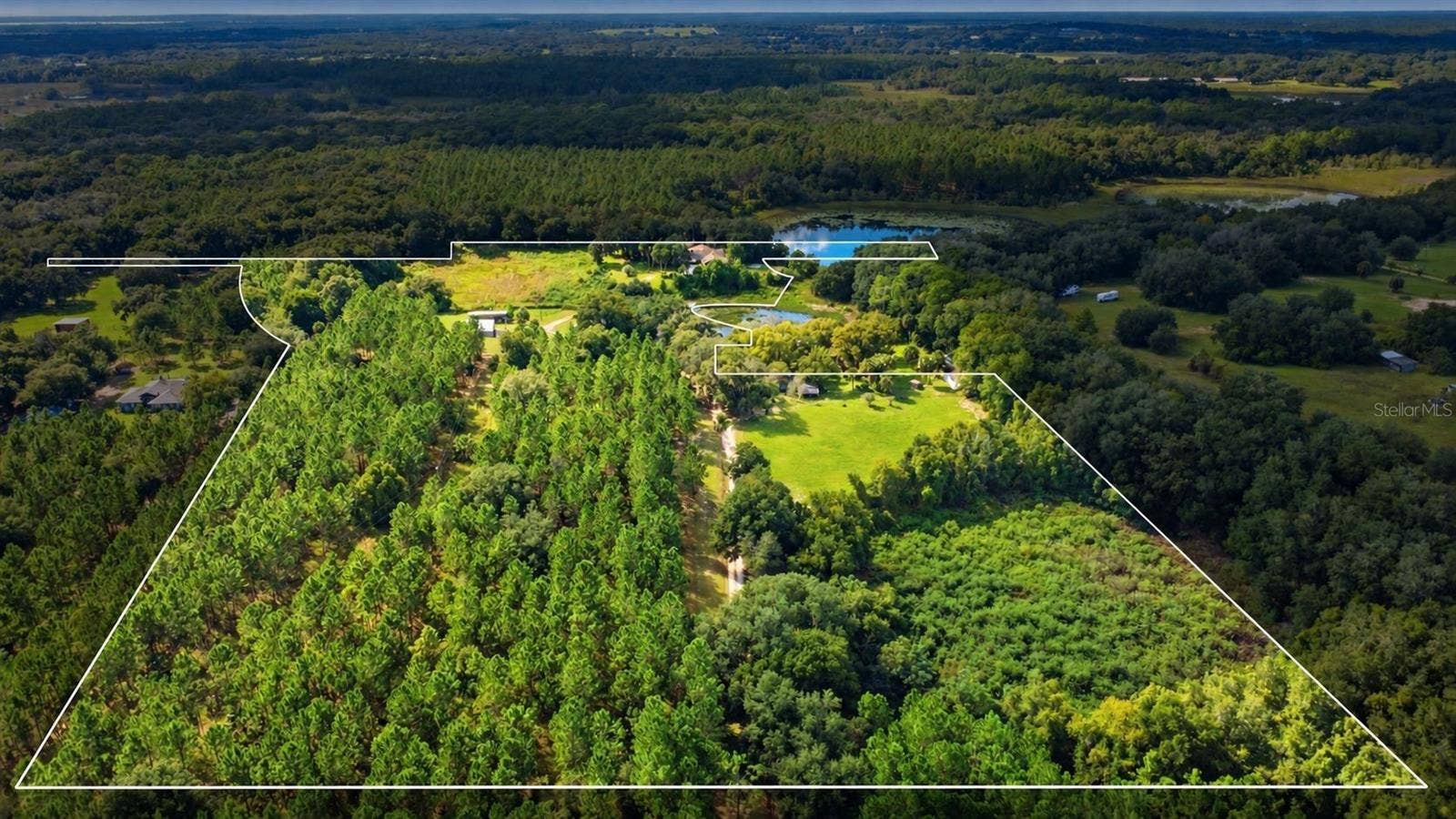 41520 CHARM LAKE DRIVE, Umatilla, FL 32784