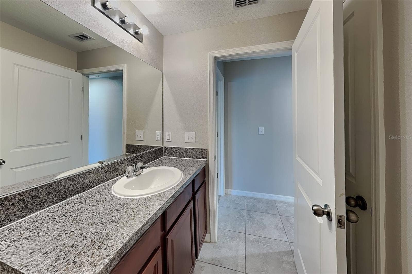 Wimauma, FL 33598 Wimauma, FL 33598