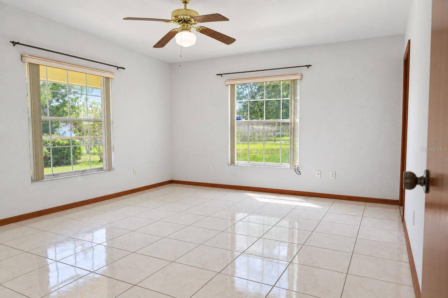 15121 SE 175TH STREET, Weirsdale, FL 32195