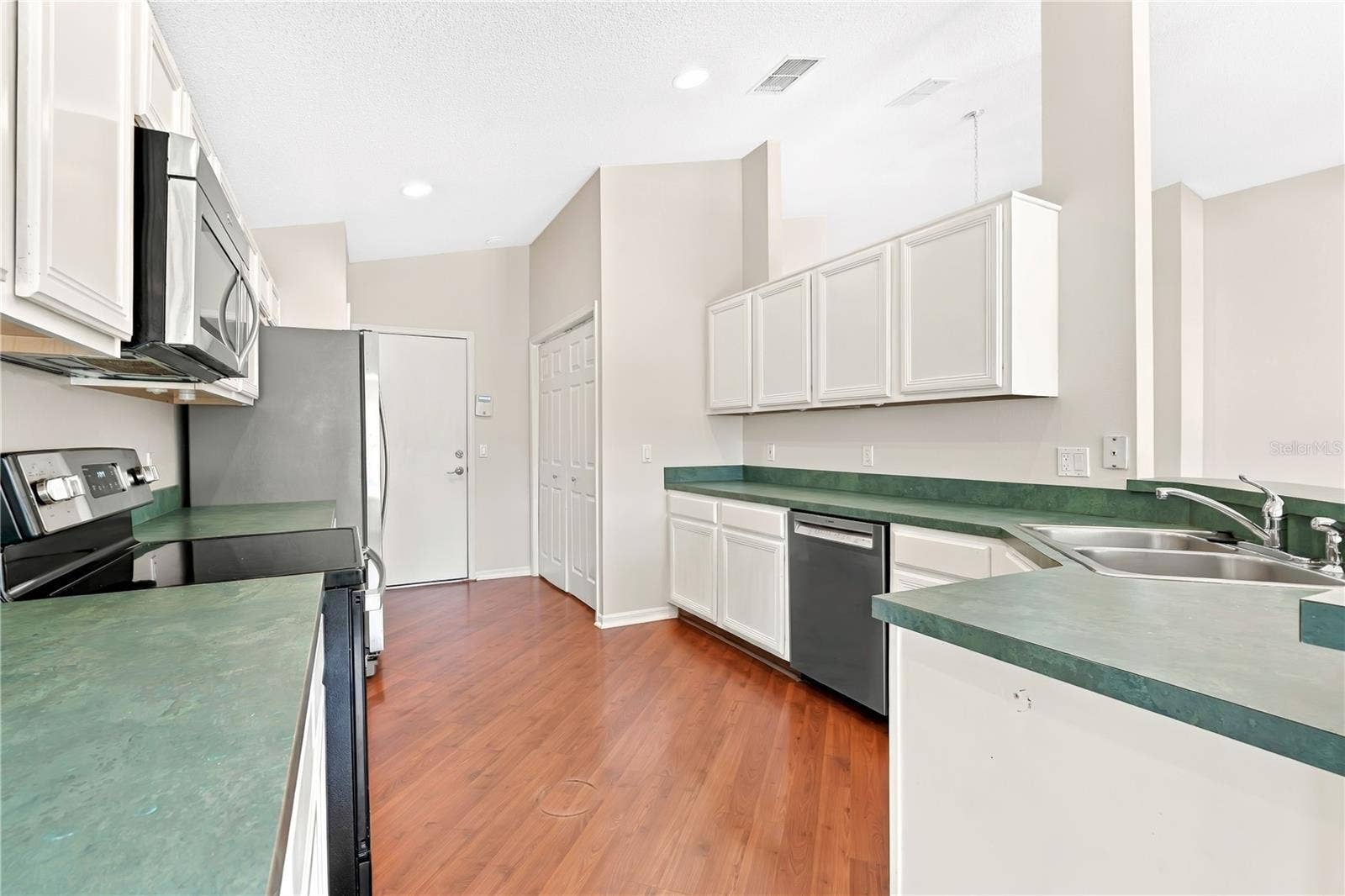 3608 SICKLE STREET, Orlando, FL 32812