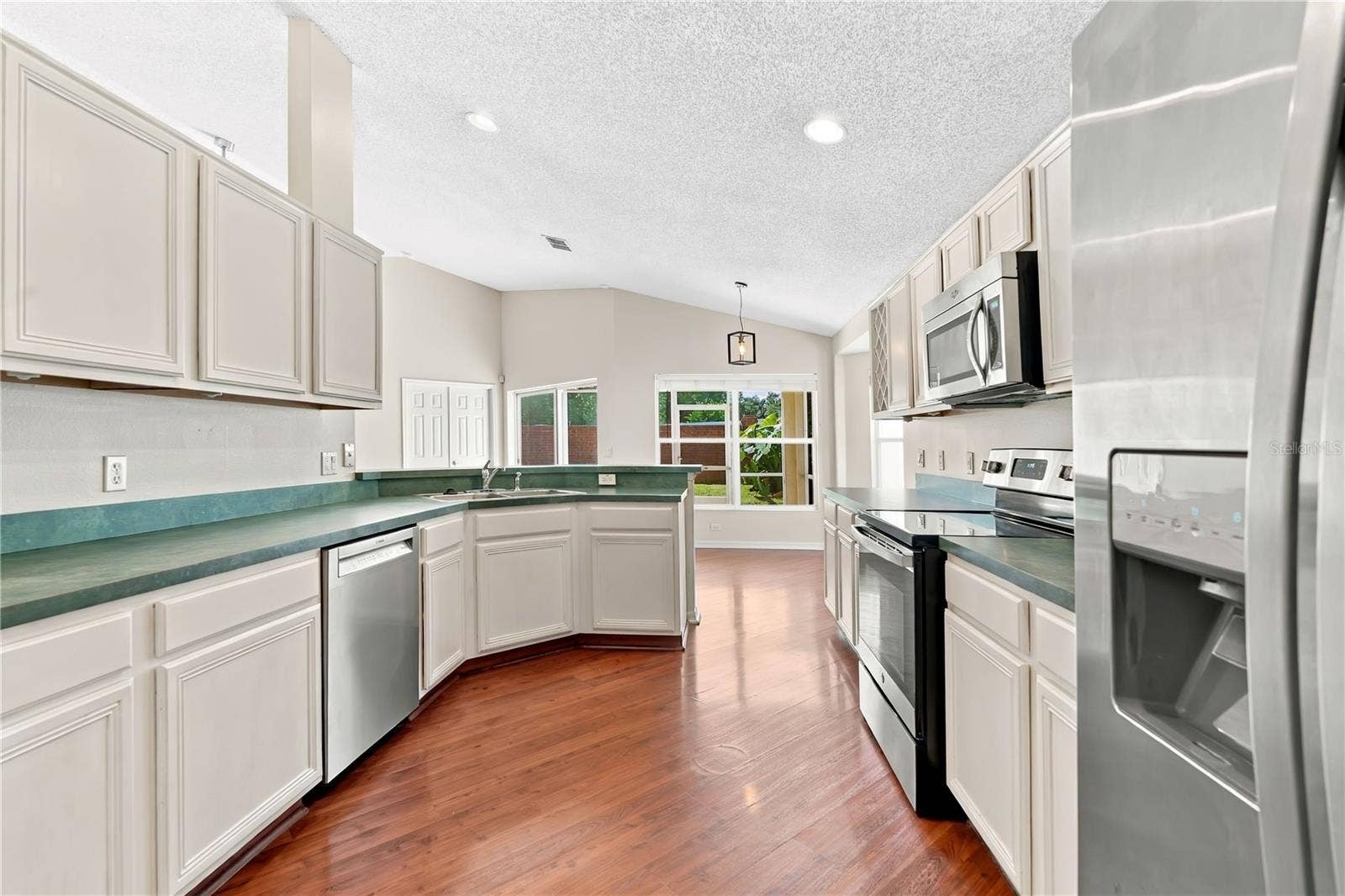 3608 SICKLE STREET, Orlando, FL 32812