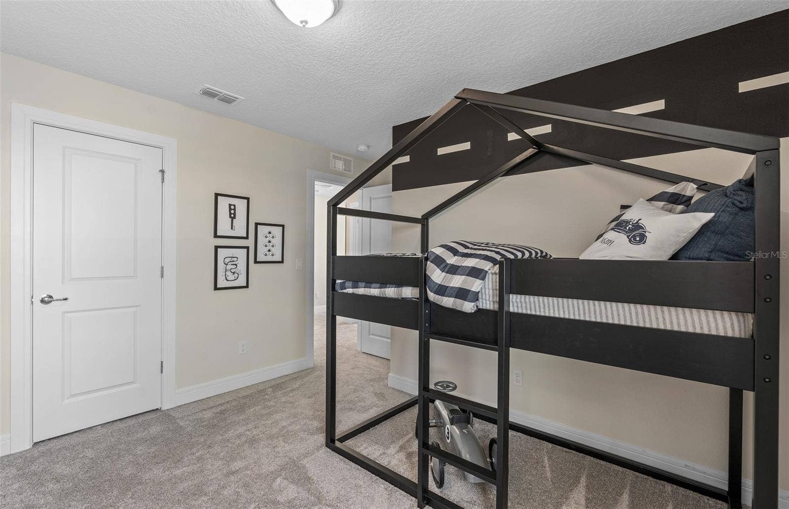 2628 CLEAR NIGHT AVENUE, Kissimmee, FL 34744 Model Home Design Only. Pictures and furnishings are for illustrative purposes only. Elevations, colors and options may vary. Furniture is for model home staging only.