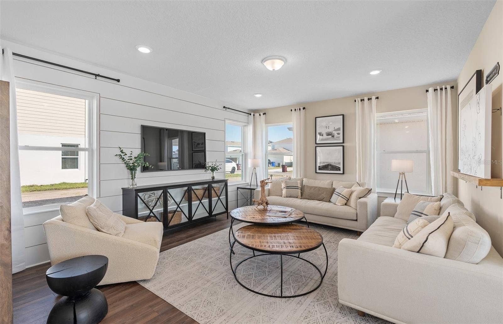 2628 CLEAR NIGHT AVENUE, Kissimmee, FL 34744 Model Home Design Only. Pictures and furnishings are for illustrative purposes only. Elevations, colors and options may vary. Furniture is for model home staging only.