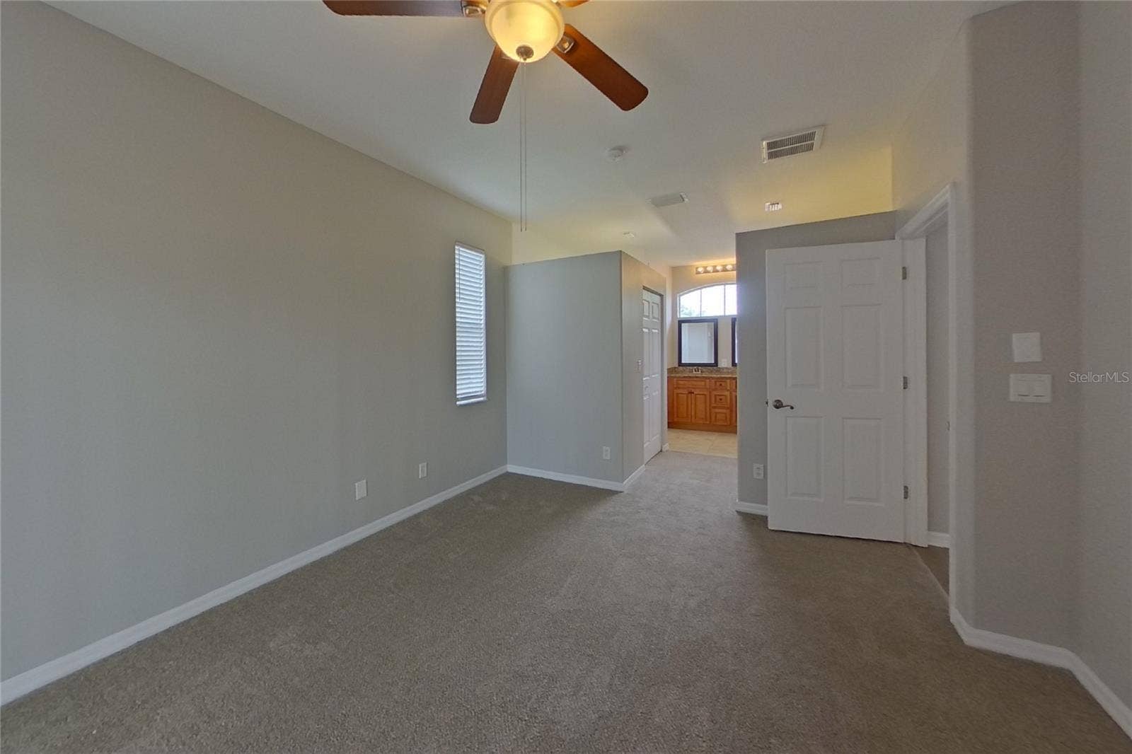 Tarpon Springs, FL 34689 Tarpon Springs, FL 34689