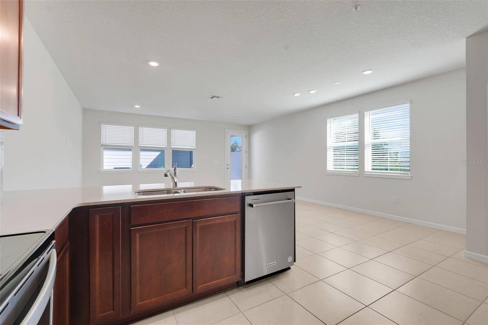 10481 FOLLY BEACH ROAD, Orlando, FL 32827