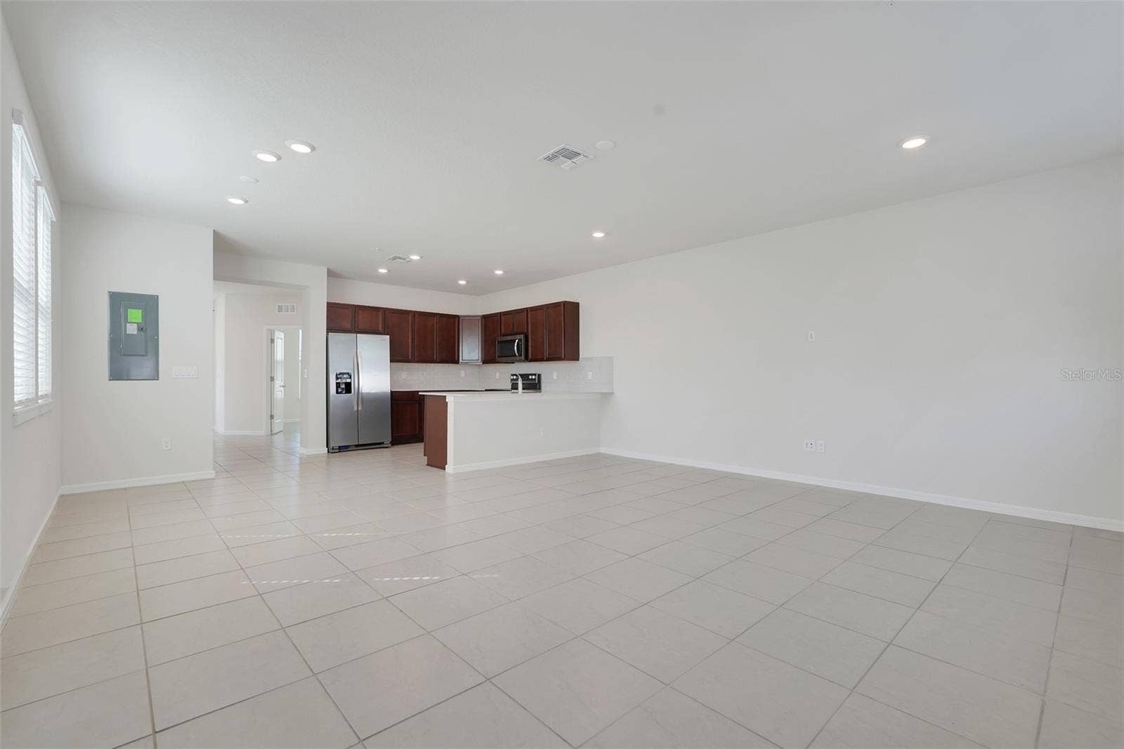 10481 FOLLY BEACH ROAD, Orlando, FL 32827