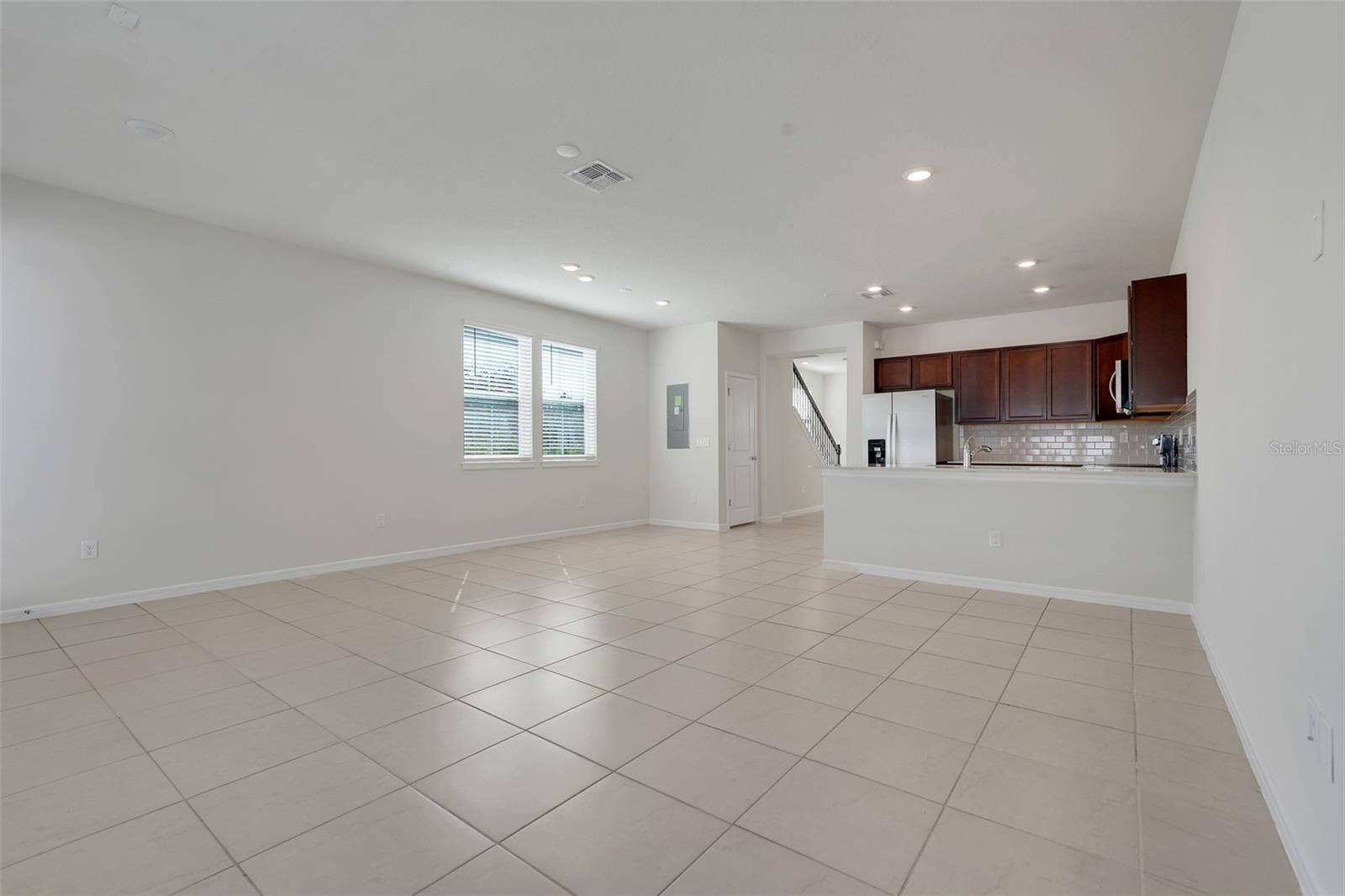 10481 FOLLY BEACH ROAD, Orlando, FL 32827
