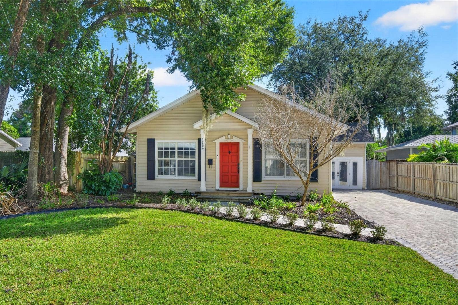 1209 CLOUSER AVENUE, Orlando, FL 32804