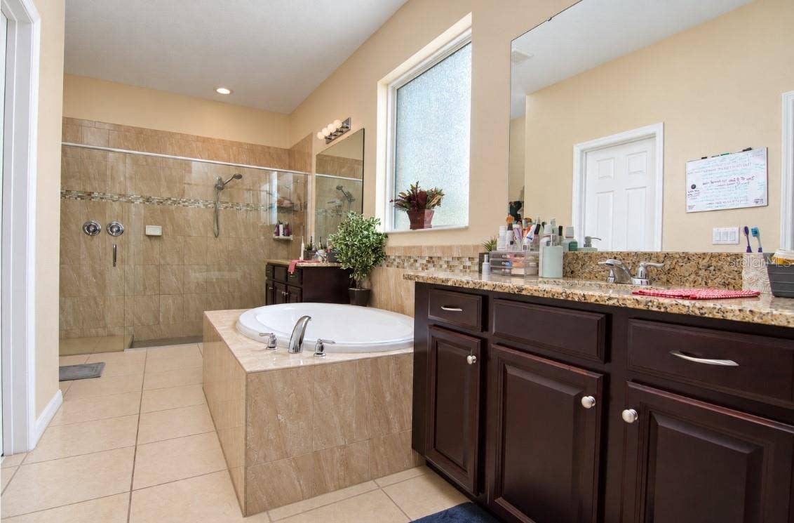 1900 DONAHUE DRIVE, Ocoee, FL 34761