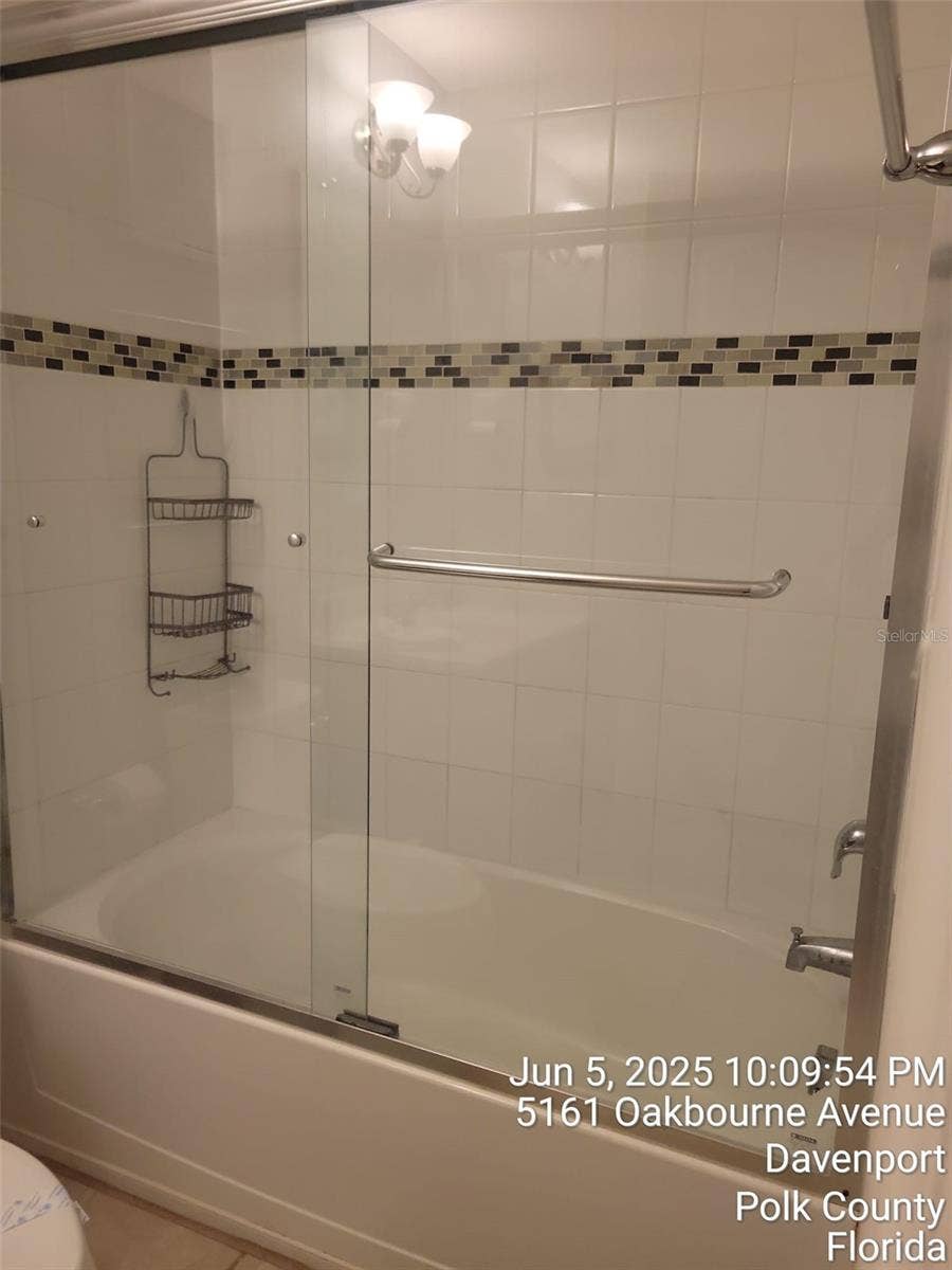5161 OAKBOURNE AVENUE, Davenport, FL 33837 5161 OAKBOURNE AVENUE, Davenport, FL 33837