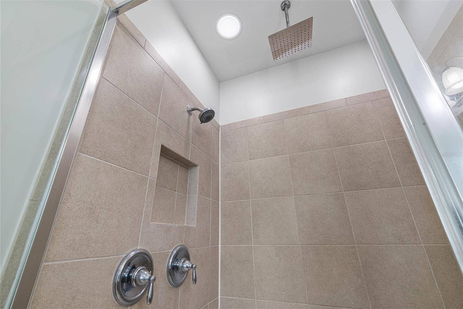 11945 WATER RUN ALLEY, Windermere, FL 34786