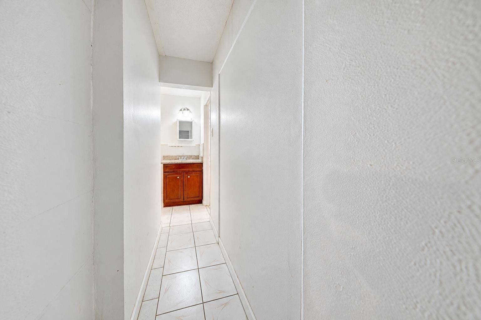 4314 DERBYSHIRE LANE, Orlando, FL 32812 4314 DERBYSHIRE LANE, Orlando, FL 32812