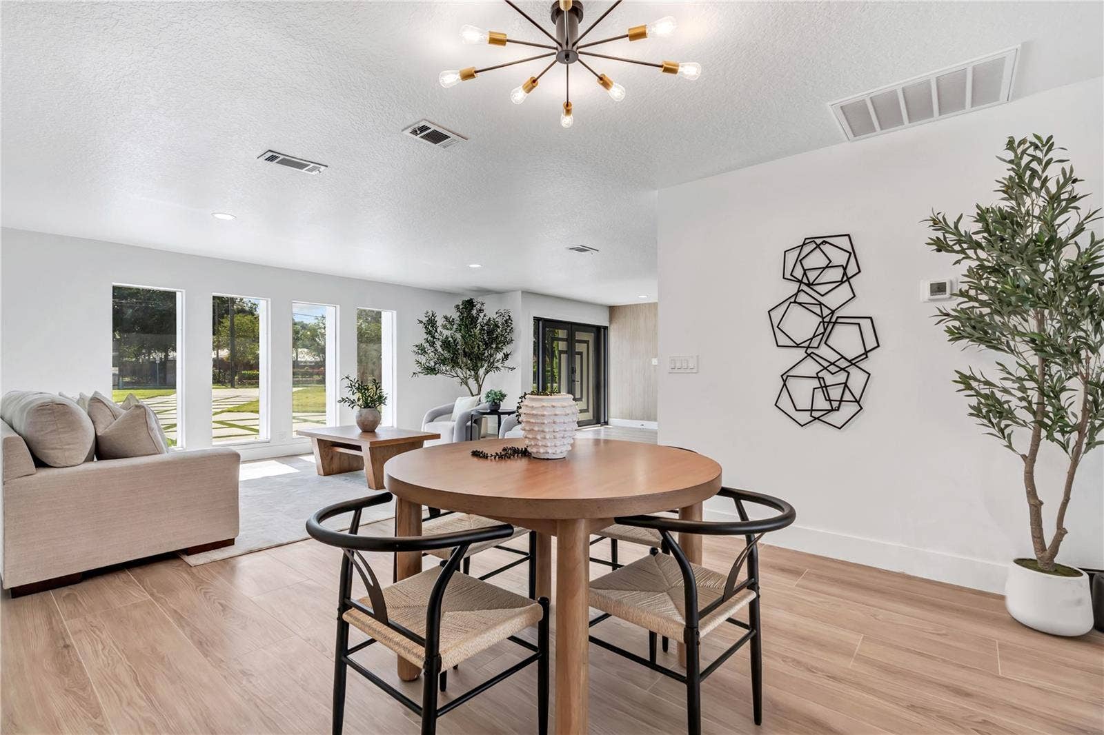 5031 SAINT DENIS COURT, Belle Isle, FL 32812 5031 SAINT DENIS COURT, Belle Isle, FL 32812