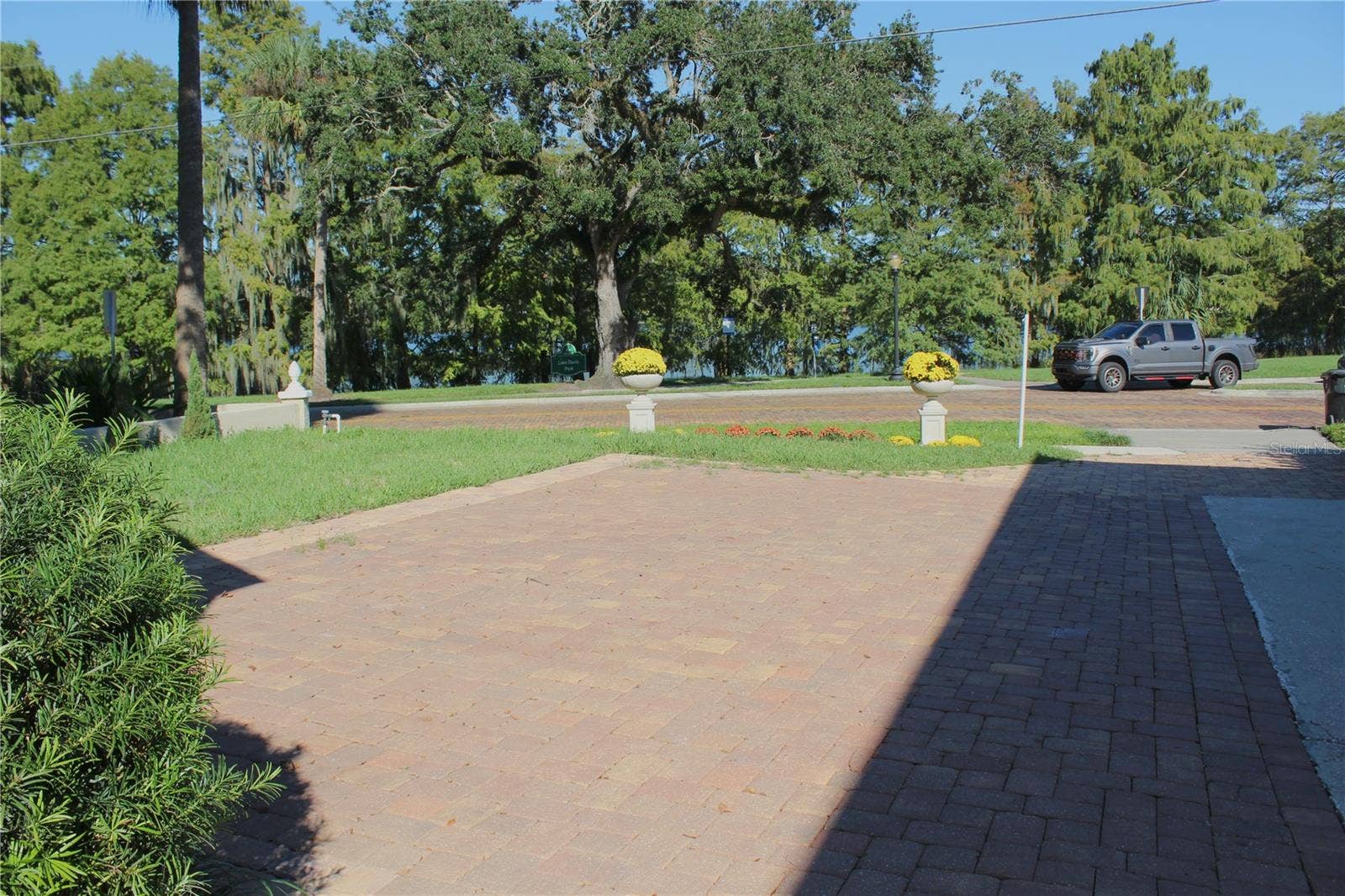 908 S SUMMERLIN AVENUE, Orlando, FL 32806